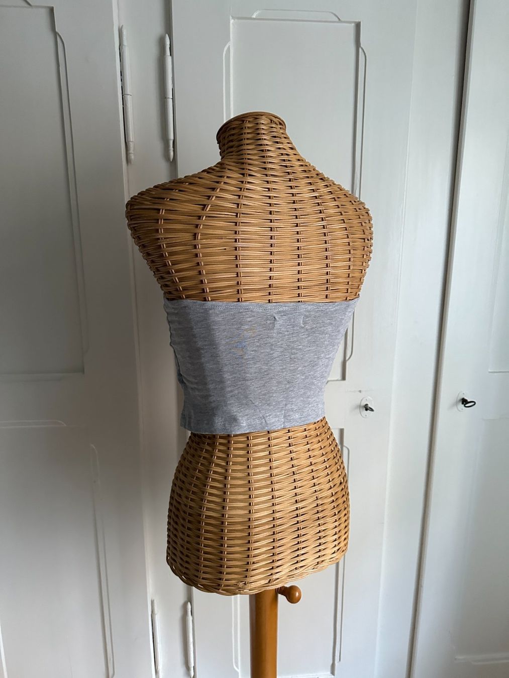 Tops: EVEN & ODD - Bandeau-Top hellgrau meliert XS – D'occasion à Zürich par Diazaio 2