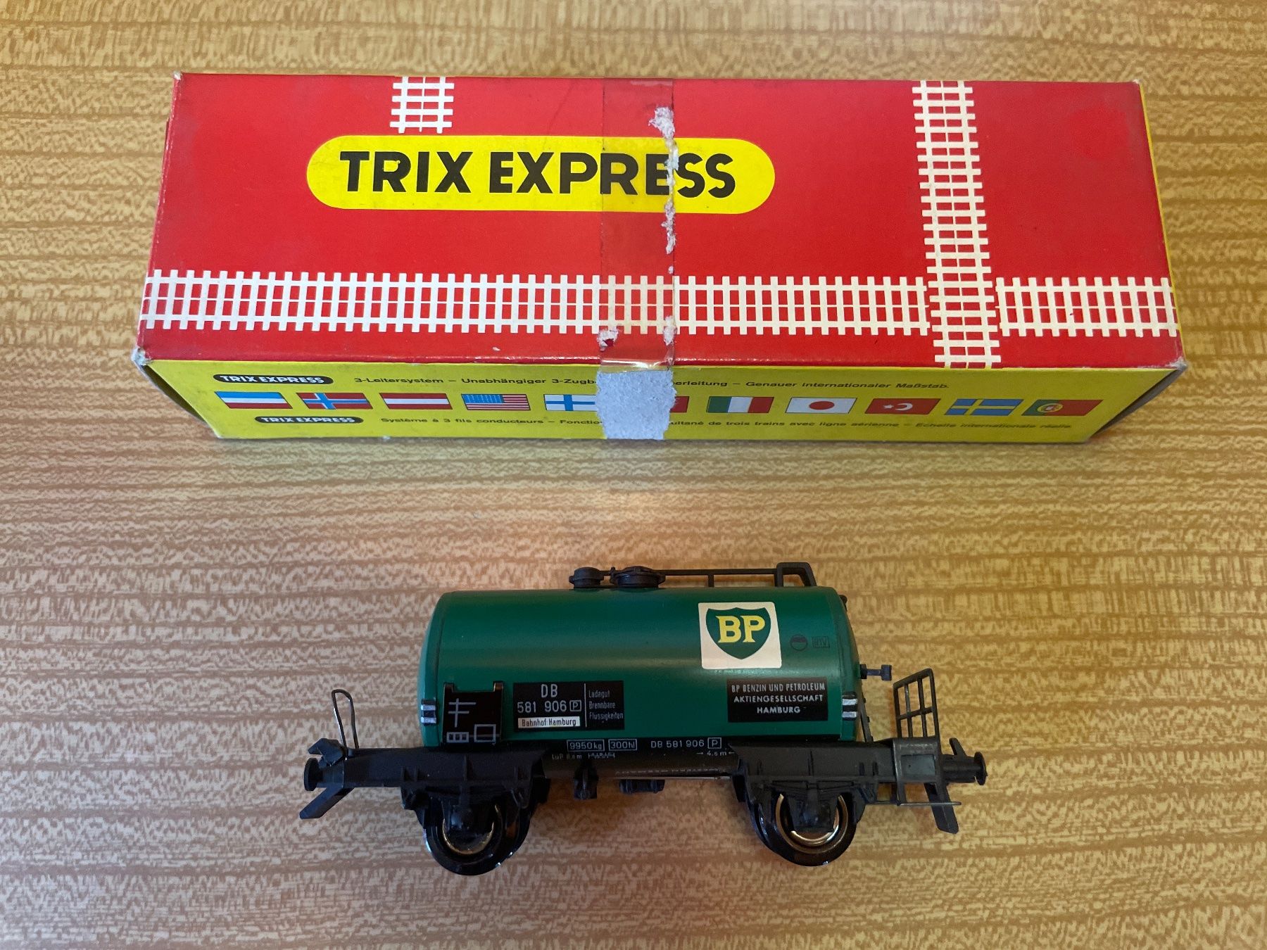 Trix Modellini di ferrovie: Trix Express H0, DB Kesselwagen, BP – Usato da Suhr venduto da Daneli7 4
