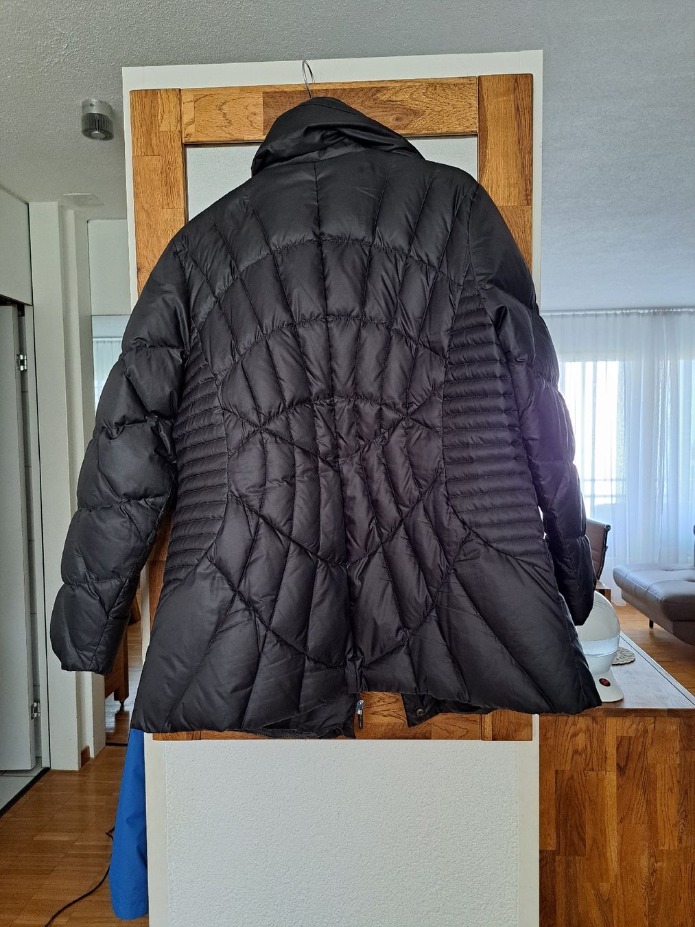 Giacche: Daunen- Winterjacke Gr 46 – Usato da Kloten venduto da Buki-Sneki 1