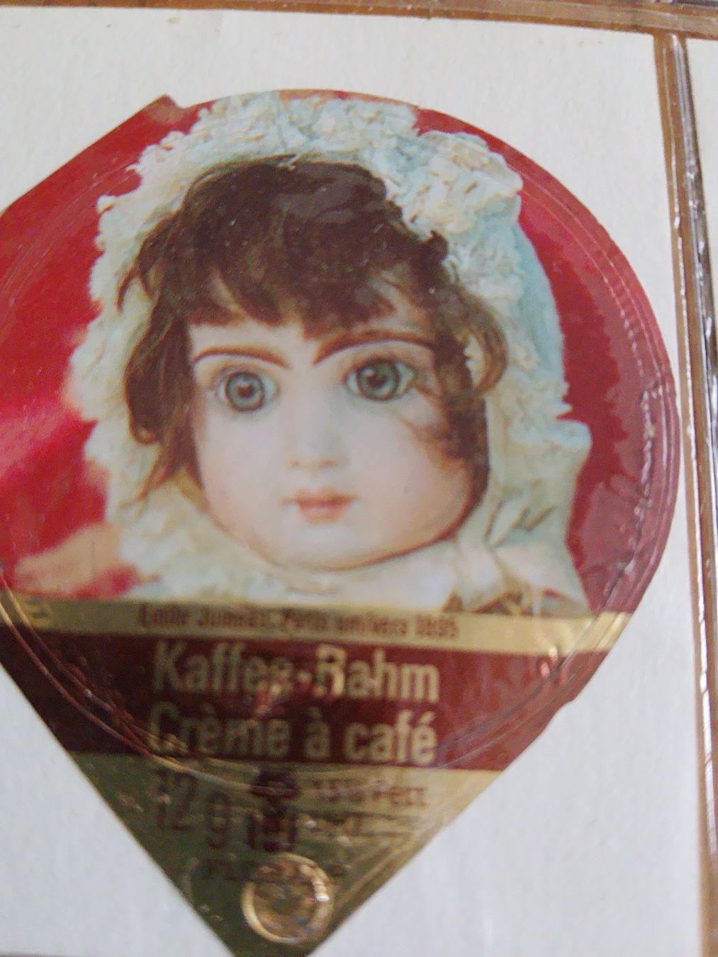 Coperchi dei cremini per caffè: Kaffeerahmdeckeli – Usato da Volken venduto da katz5 8