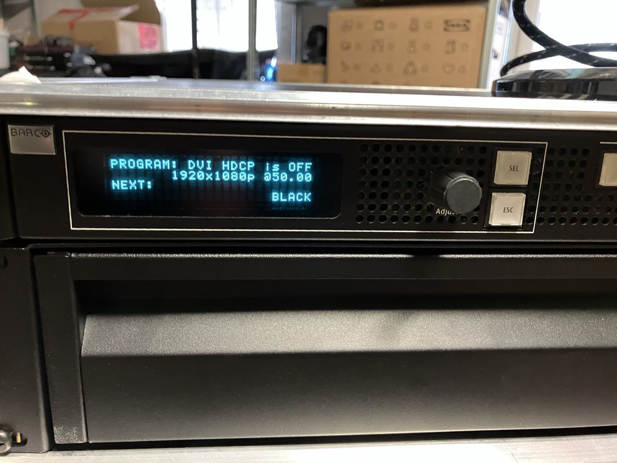 Barco Sistema di controllo: Barco PDS 902 Eventswitcher gebraucht – Usato da Basel venduto da Cooolj