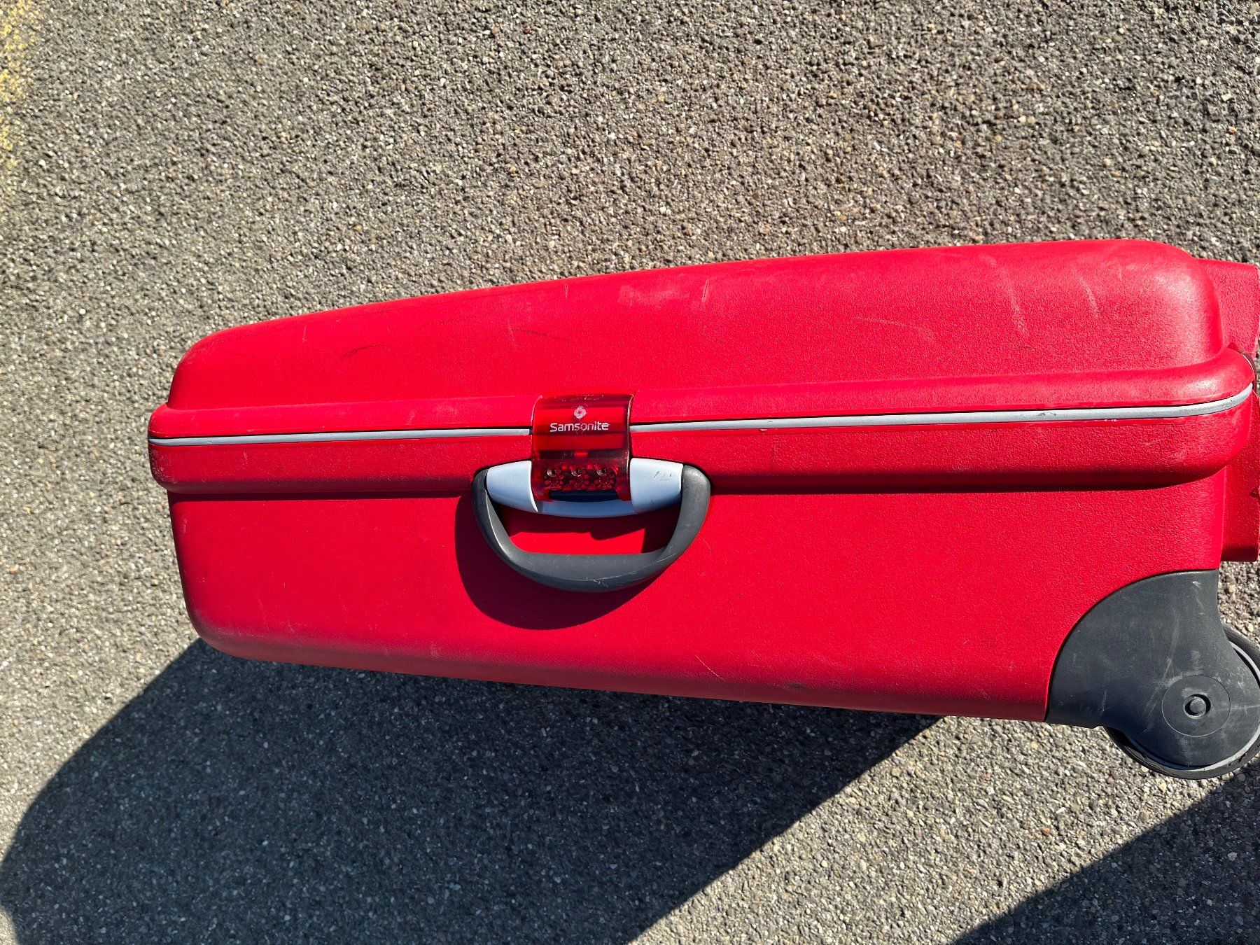 Samsonite Valigie: Samsonite S`Cure 75cm Reisekoffer rot – Usato da Baden venduto da Milou69 2