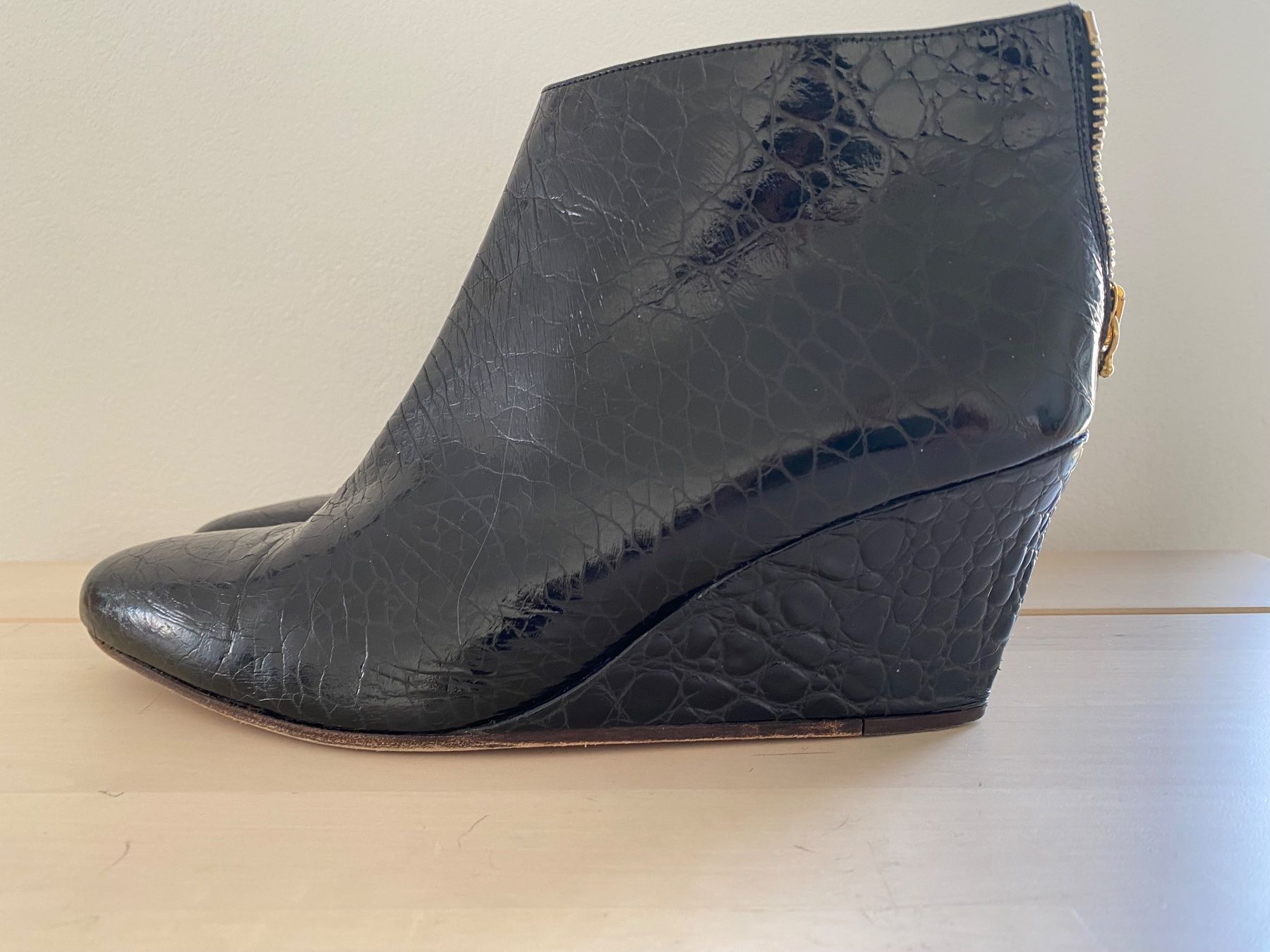 Scarpe da donna: Stiefelette, Keilabsatz, Avril Gau, Grösse 37,5 – Nuovo (secondo la descrizione) da Bern venduto da L.I.A. 2