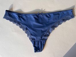 FEMILET (Chantelle), String, Grösse 44, Farbe Blau, 1 Stück