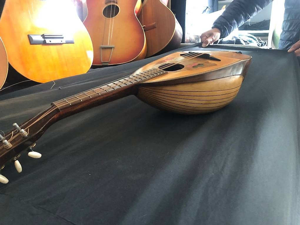 Strumenti musicali: Mandoline – Usato da Basel venduto da Petergunn