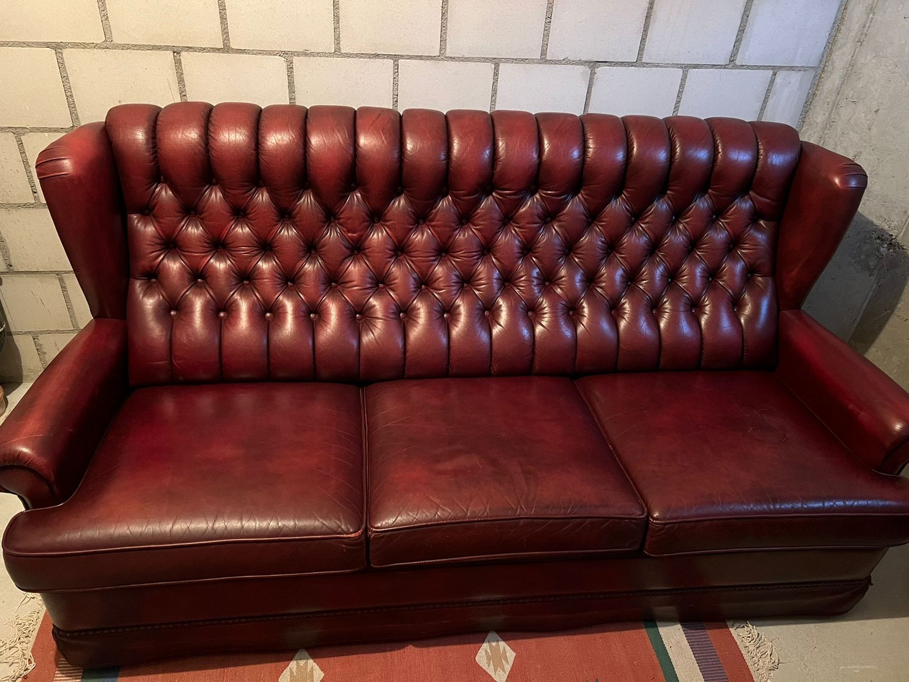 Divani: Ledersofa im Chesterfield Style – Usato da Bonaduz venduto da car_9bgh 1