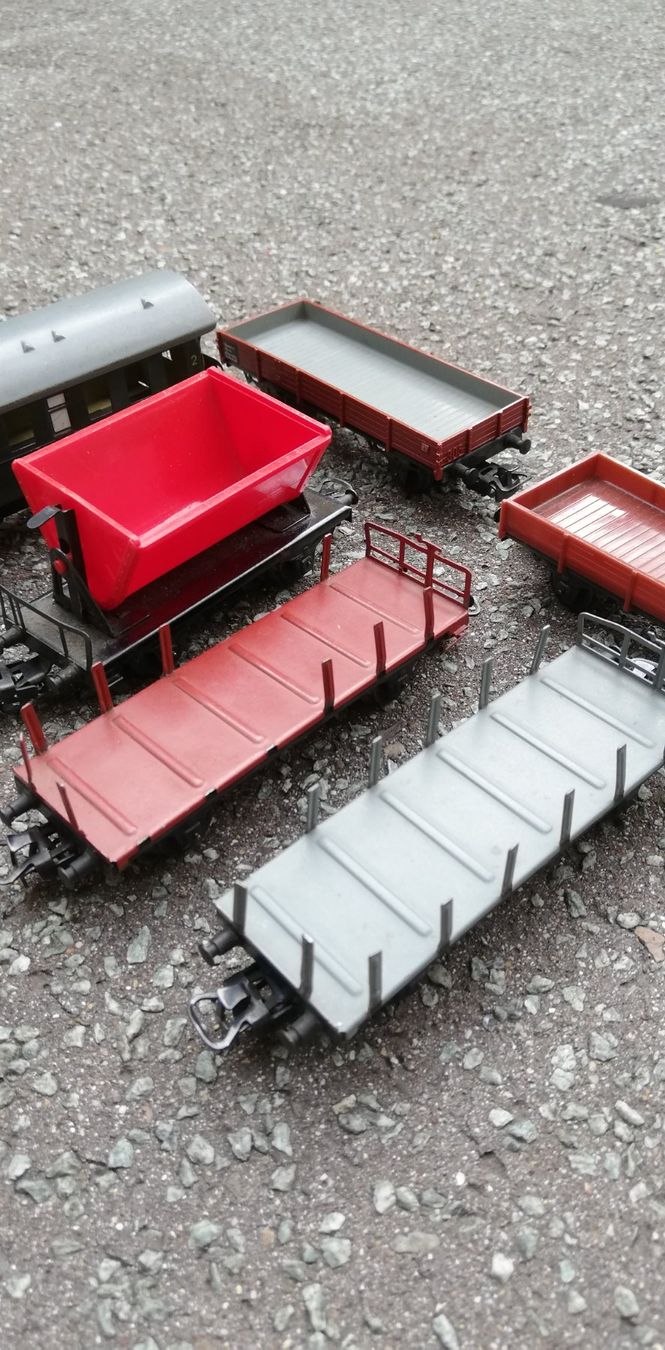 Märklin Modellini di ferrovie: 6 Märklin Wagen ab 1Fr. – Difettoso da Thun venduto da Matthias72 9