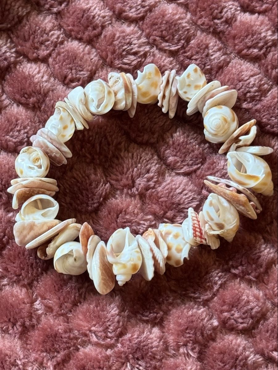 Armbänder & -reifen: Shell Bracelet Natural Beach Seashells Handmade Boho Style G – Gebraucht aus Zürich von olalinda