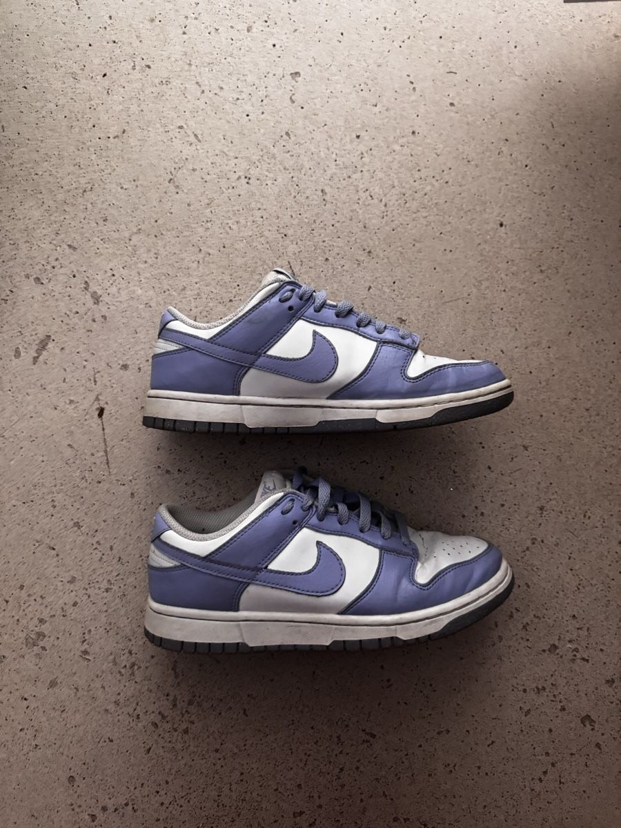 Nike Scarpe da donna: Purple Nike Dunk Lows – Usato da Wallbach venduto da premiumcc999