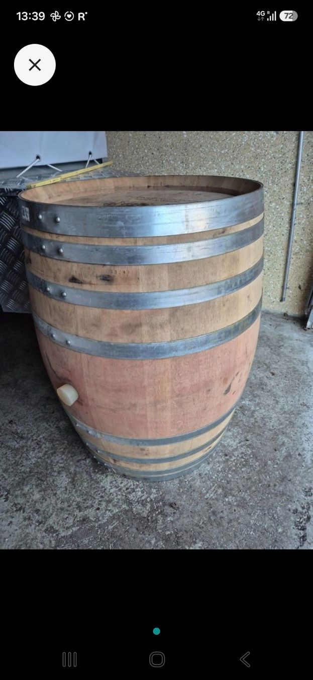 Autres: Halbes Eichenfass ca.112.5L (Barrique) – D'occasion à Bowil par Basima 1