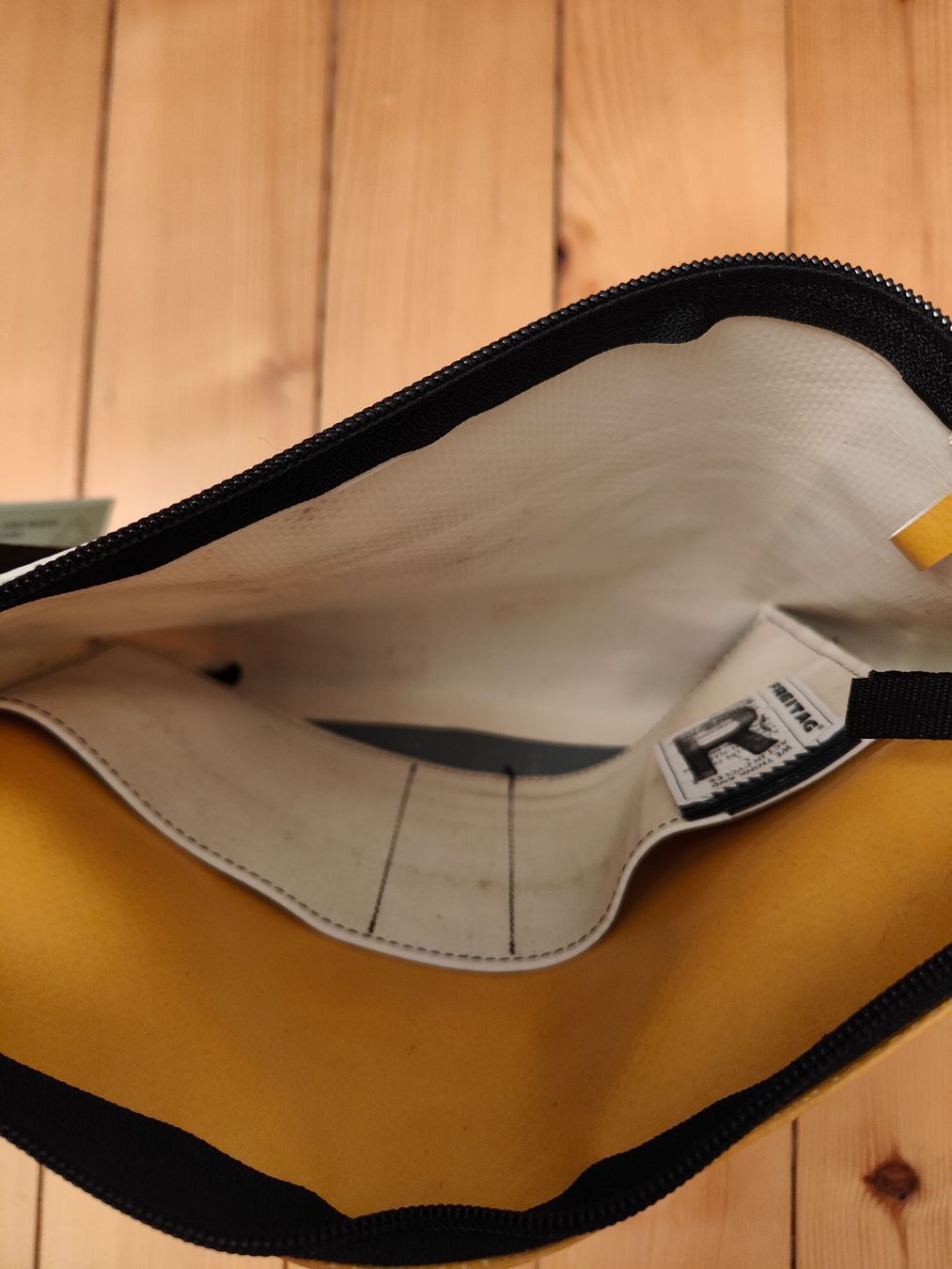 Freitag Borse: Freitagtasche Lou F553 – Nuovo (secondo la descrizione) da Winterthur venduto da 1rainbow54 2
