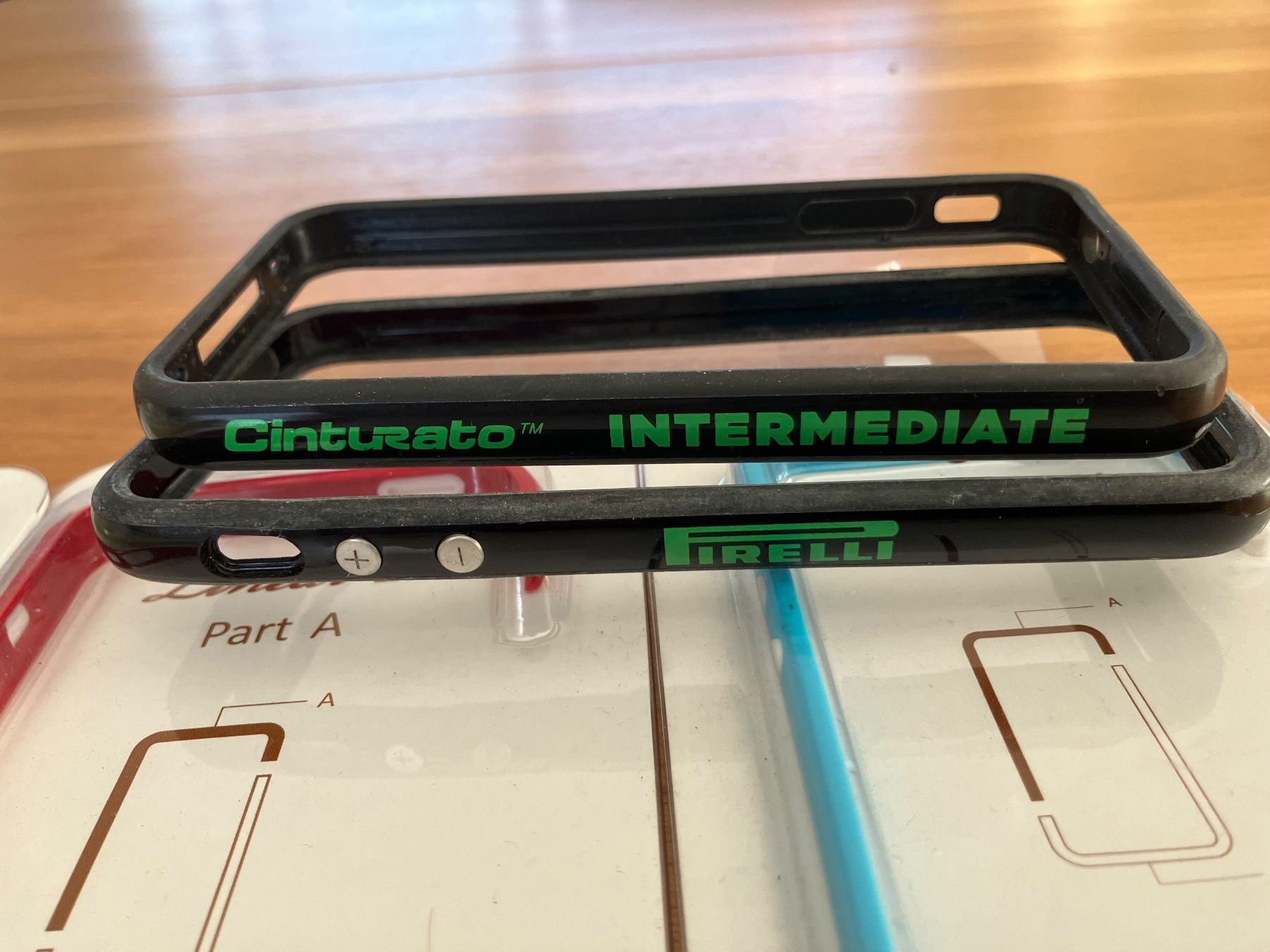 Spigen Cover & Protezioni schermo: Spigen Linear EX Case Ersatzteile iPhone 5 neu 2Pirelli – Nuovo e nell'imballaggio originale da Dintikon venduto da 51rh 4