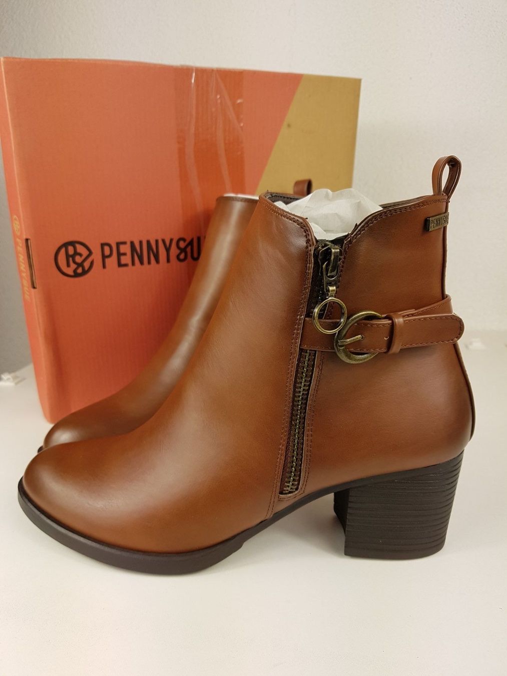 Chaussures femmes: SALE!! Elegante Stiefeletten braun Gr. 39 – Neuf avec emballage d'origine à Seuzach par VT-Collections1 1