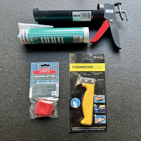 Fugenwerkzeug Set mit Kartuschenpresse und Silikon neu