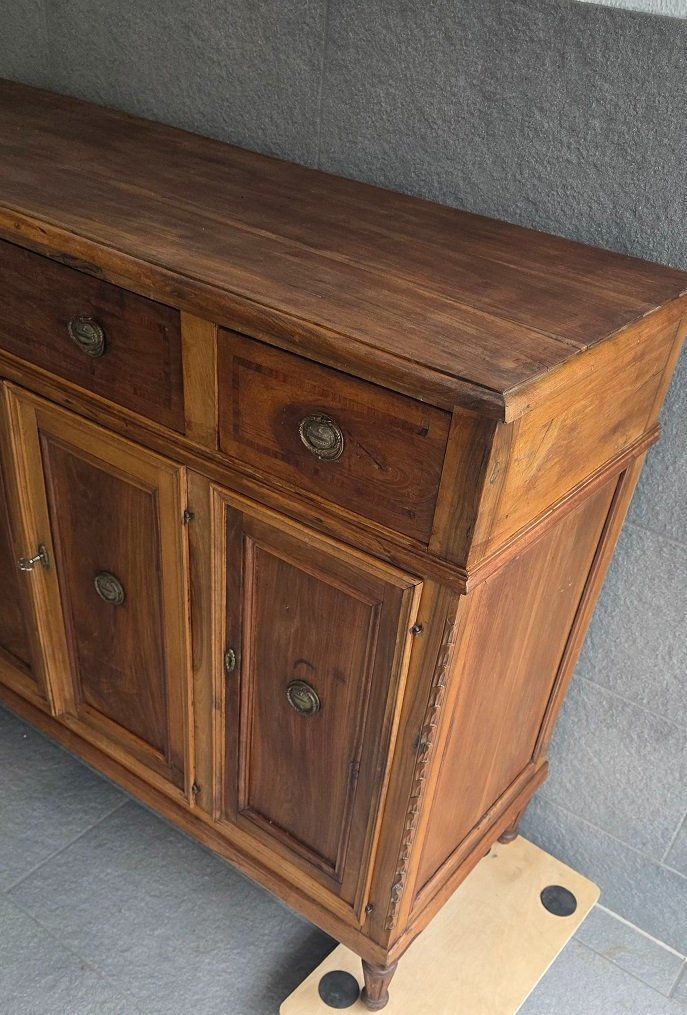 Cassettiere: Anrichte Buffet Kommode Nussbaum Biedermeier-Stil antik – Usato da Flums venduto da Flumsantik 1
