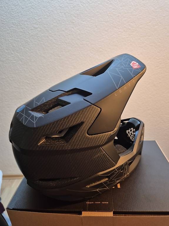 Caschi: Leatt Gravity 6.0 Carbon  MTB/Downhill-Helm – Usato da Horgen venduto da TiMM_92 2