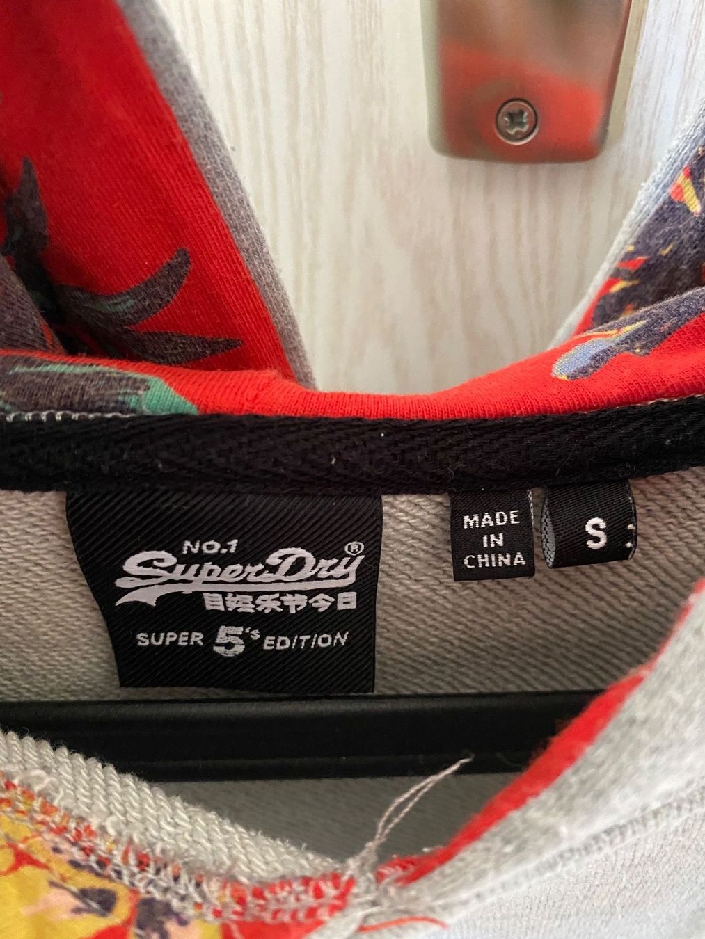 Pullover & Sweatshirts: pull Superdry gris gr.S – Gebraucht aus Delémont von Petitlutin 3