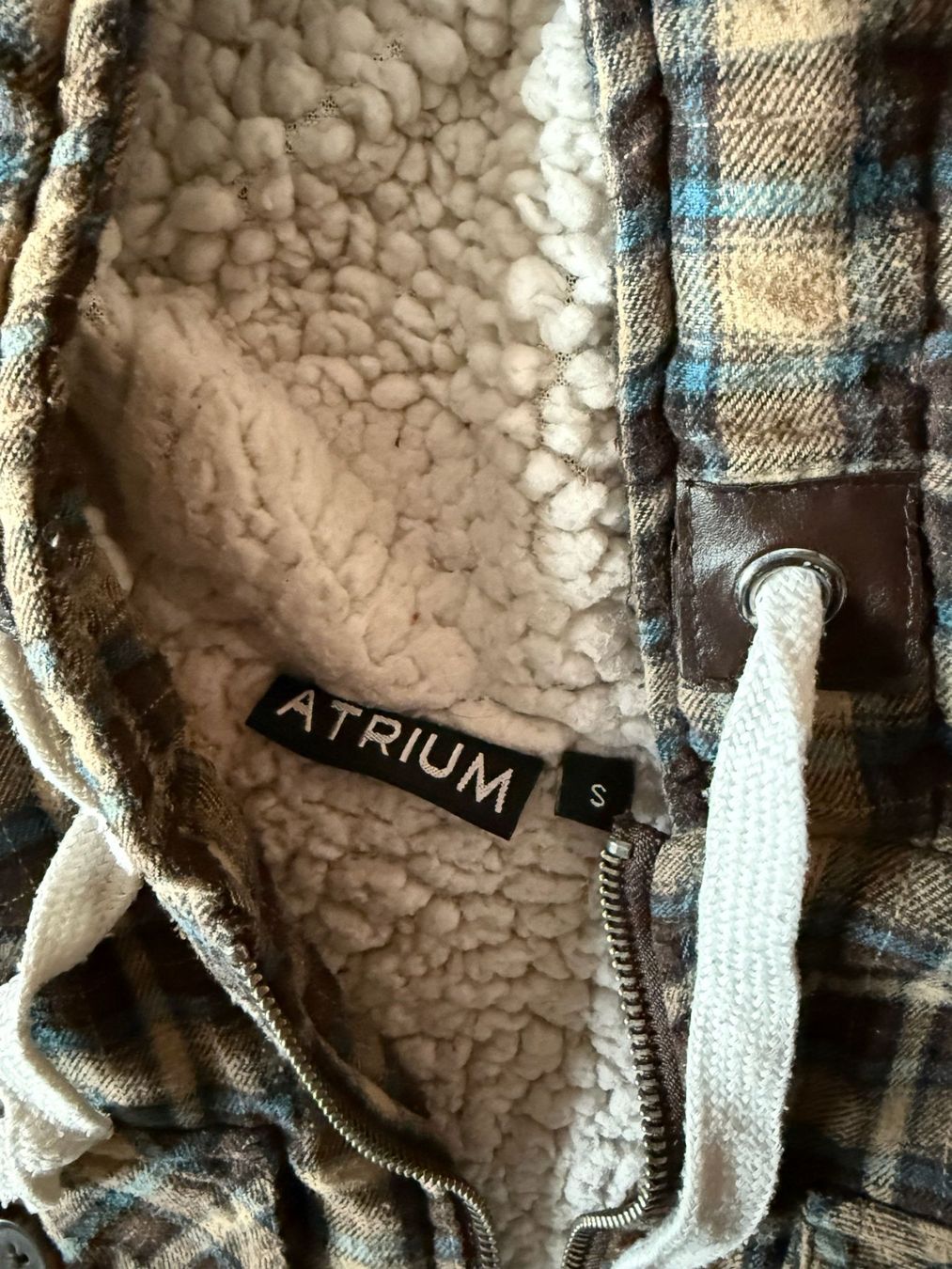 Jacken: Jacke – Gebraucht aus Flawil von Stella_3 1