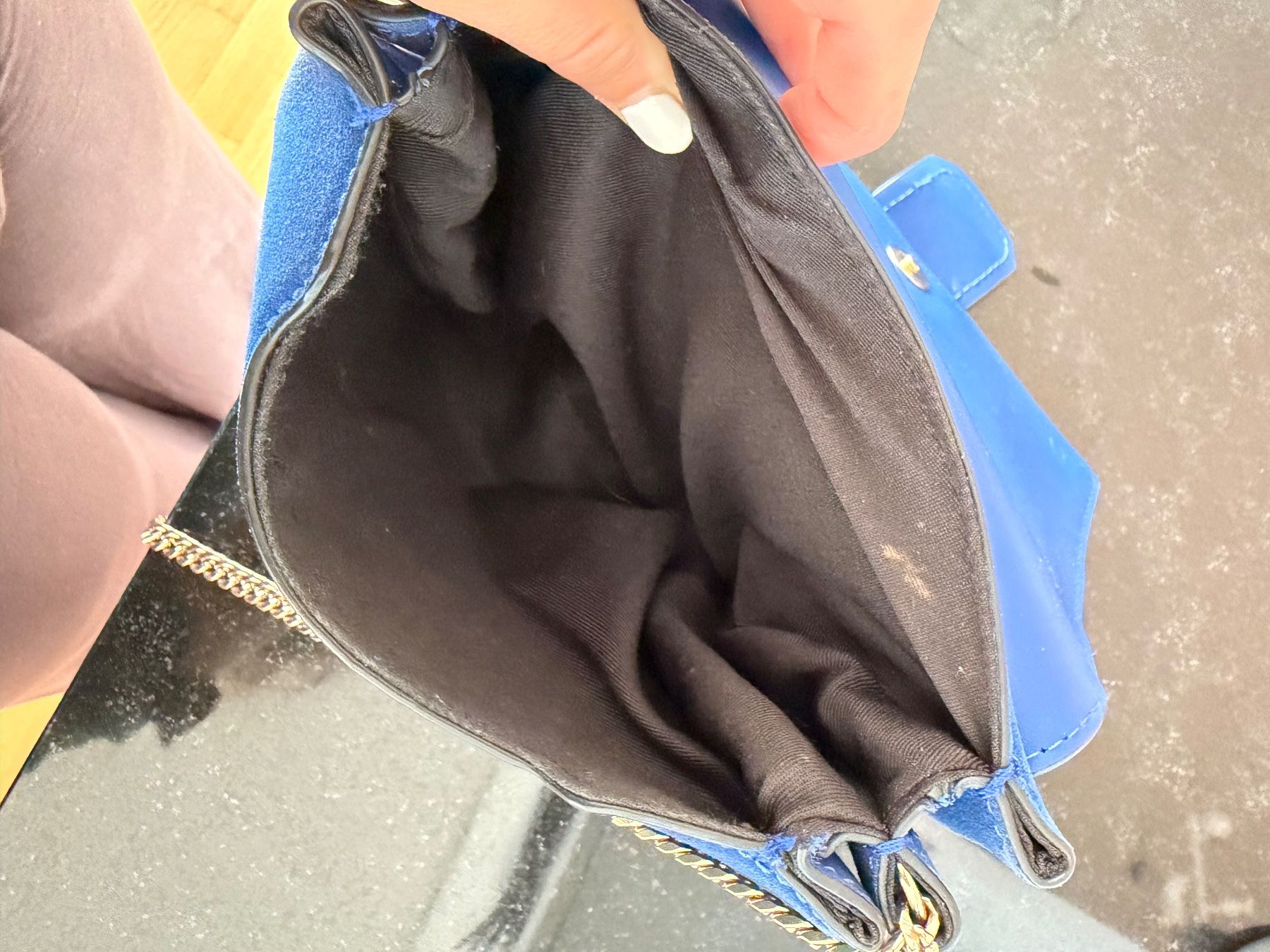 Mango Borse da donna: Kleine blaue Umhängetasche – Usato da Chur venduto da Caroline__ 3