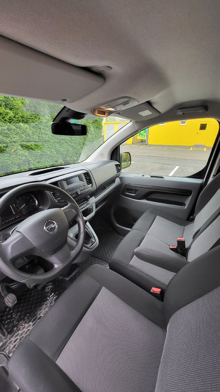 Opel Automobili: Opel Vivaro Cargo 1.5 Transporter Bus – Usato da Ballwil venduto da Patrick218 3