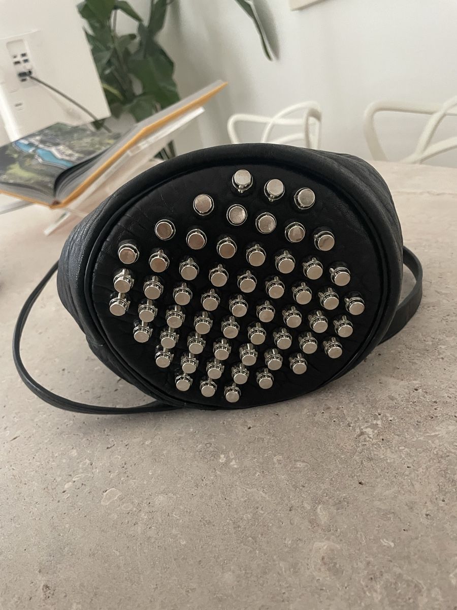 Alexander Wang Sacs femmes: Black leather studded Alexander Wang bag – D'occasion à Zürich par Aurelie.bny 3