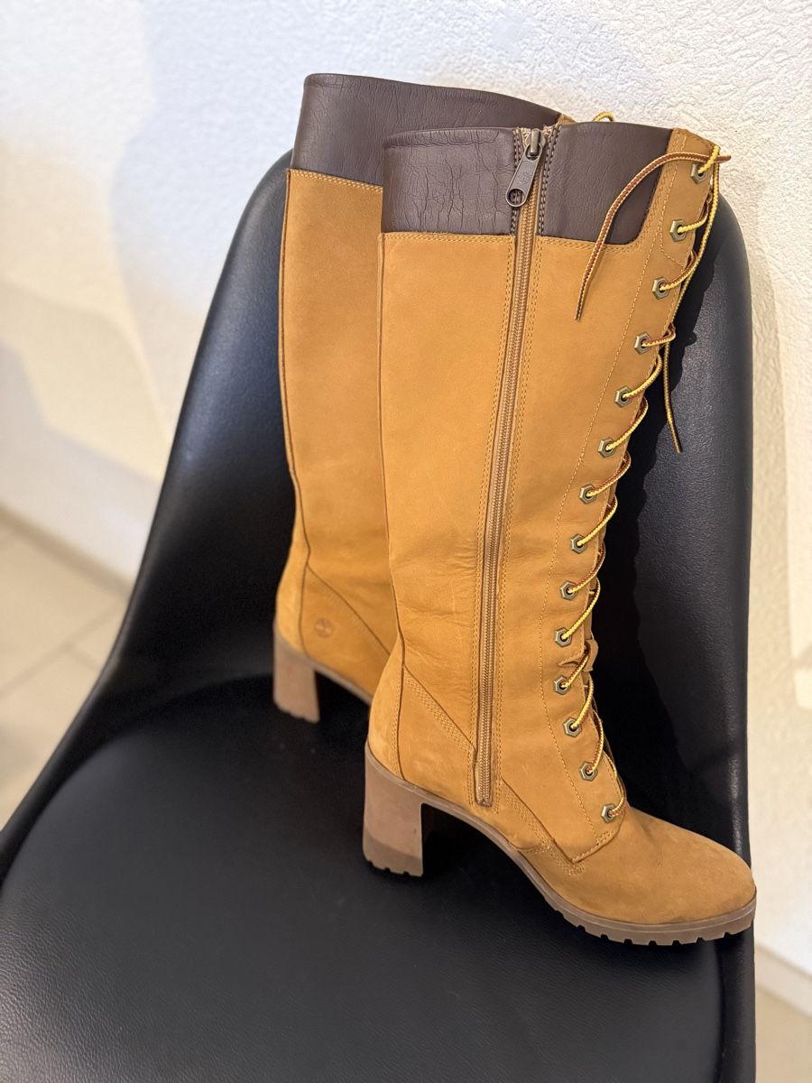 Timberland Scarpe da donna: Bottes Timberland – Usato da Chavornay venduto da Rosiecat 1