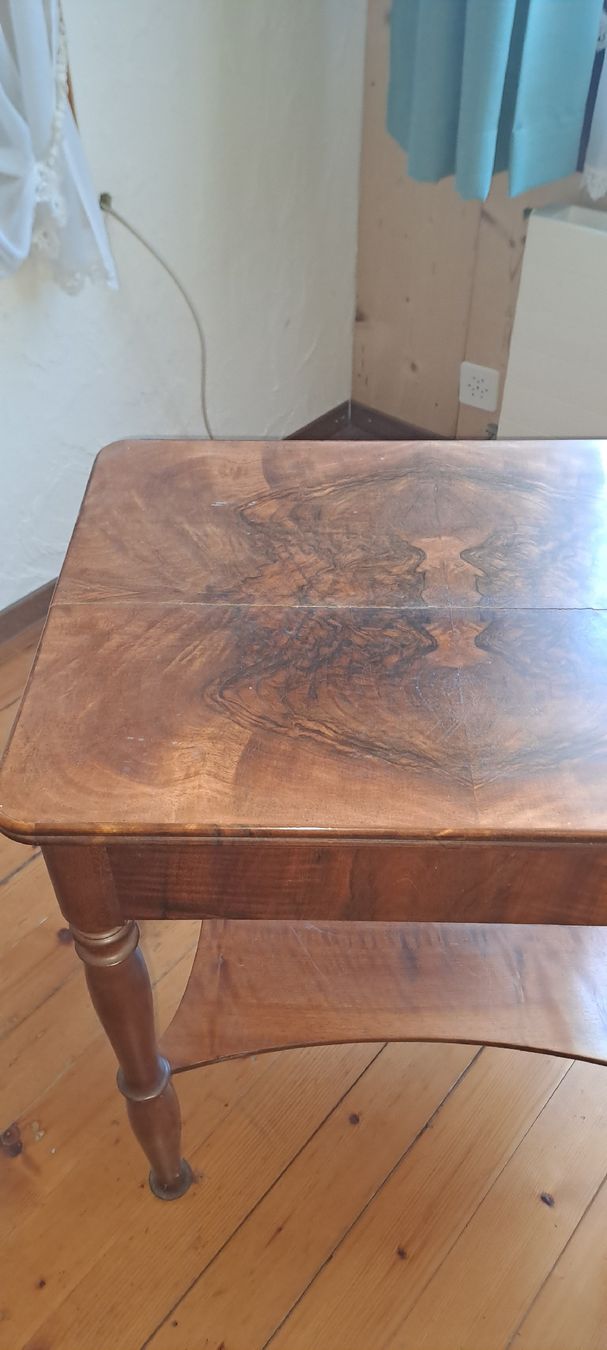 Tables: Tischlein – D'occasion à Gelterfingen par morice06 1