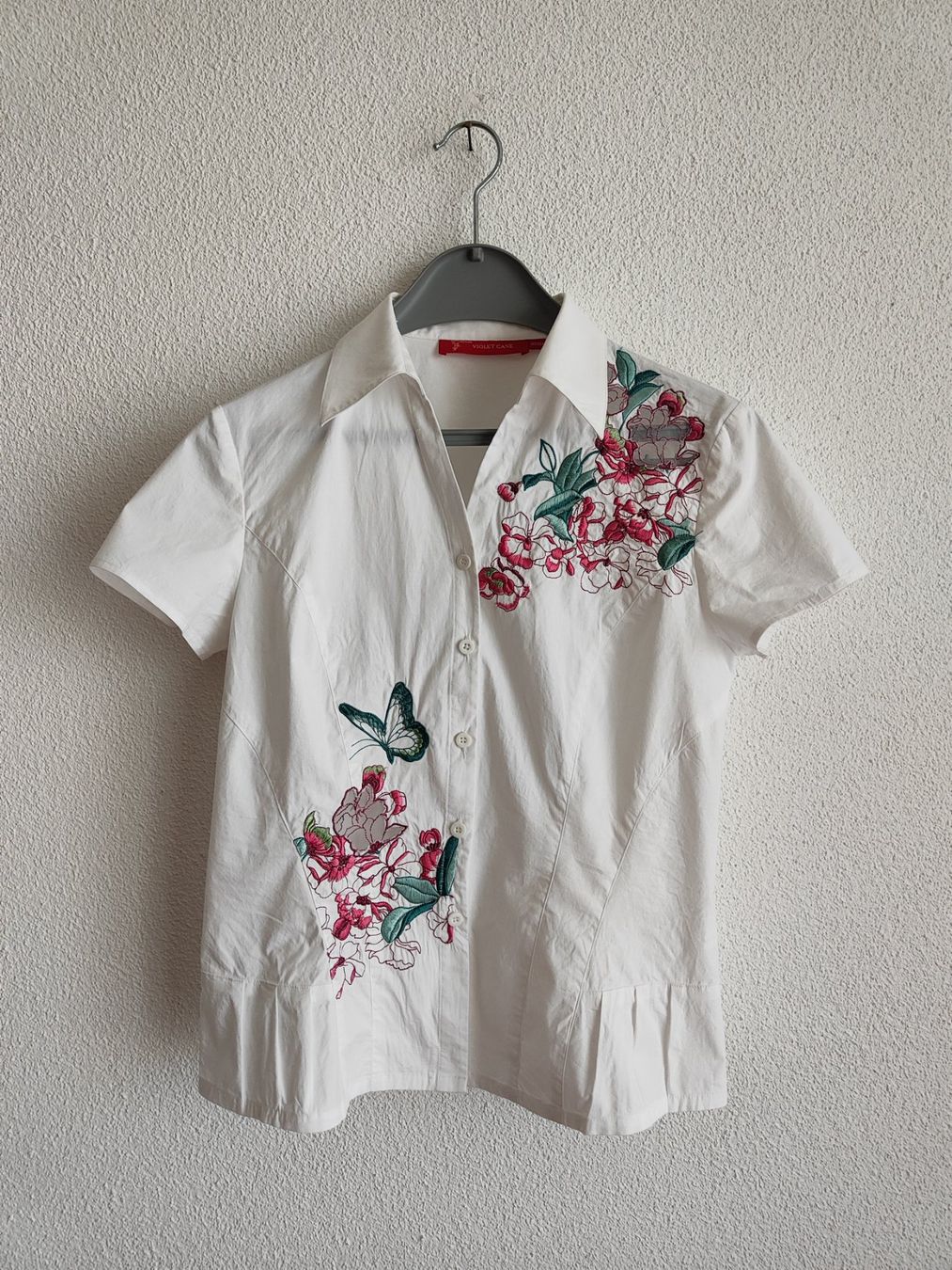 Camicette: Damen Bluse weiss, Neu, blumenbestickt – Nuovo (secondo la descrizione) da Ruetihof venduto da Sunny-Summer