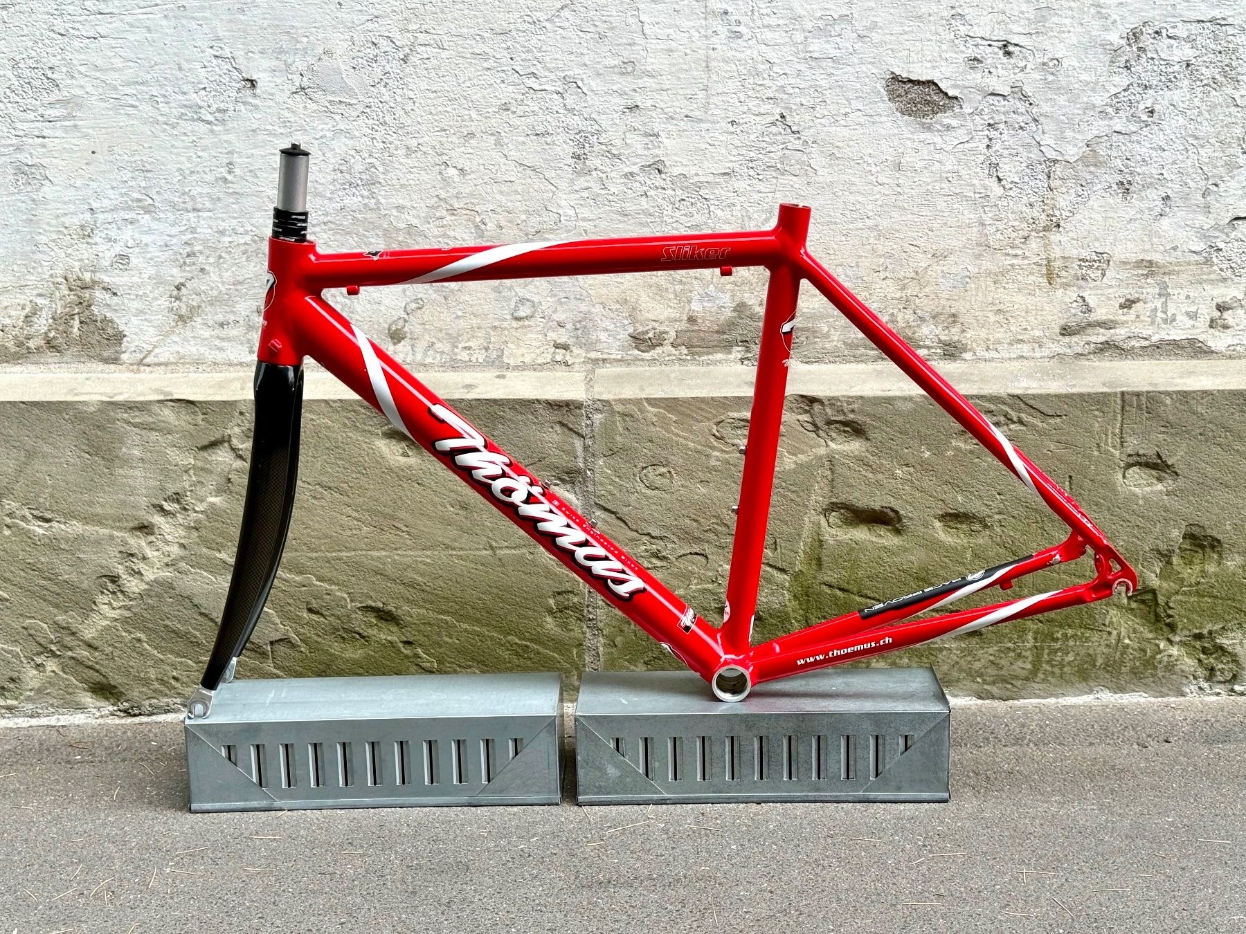 Thömus Ersatzteile: THÖMUS SLIKER Alu Rennvelo Rahmen XS Carbon Gabel TOPZ. 2605 – Gebraucht aus Luzern von bikeandbeltcom 1
