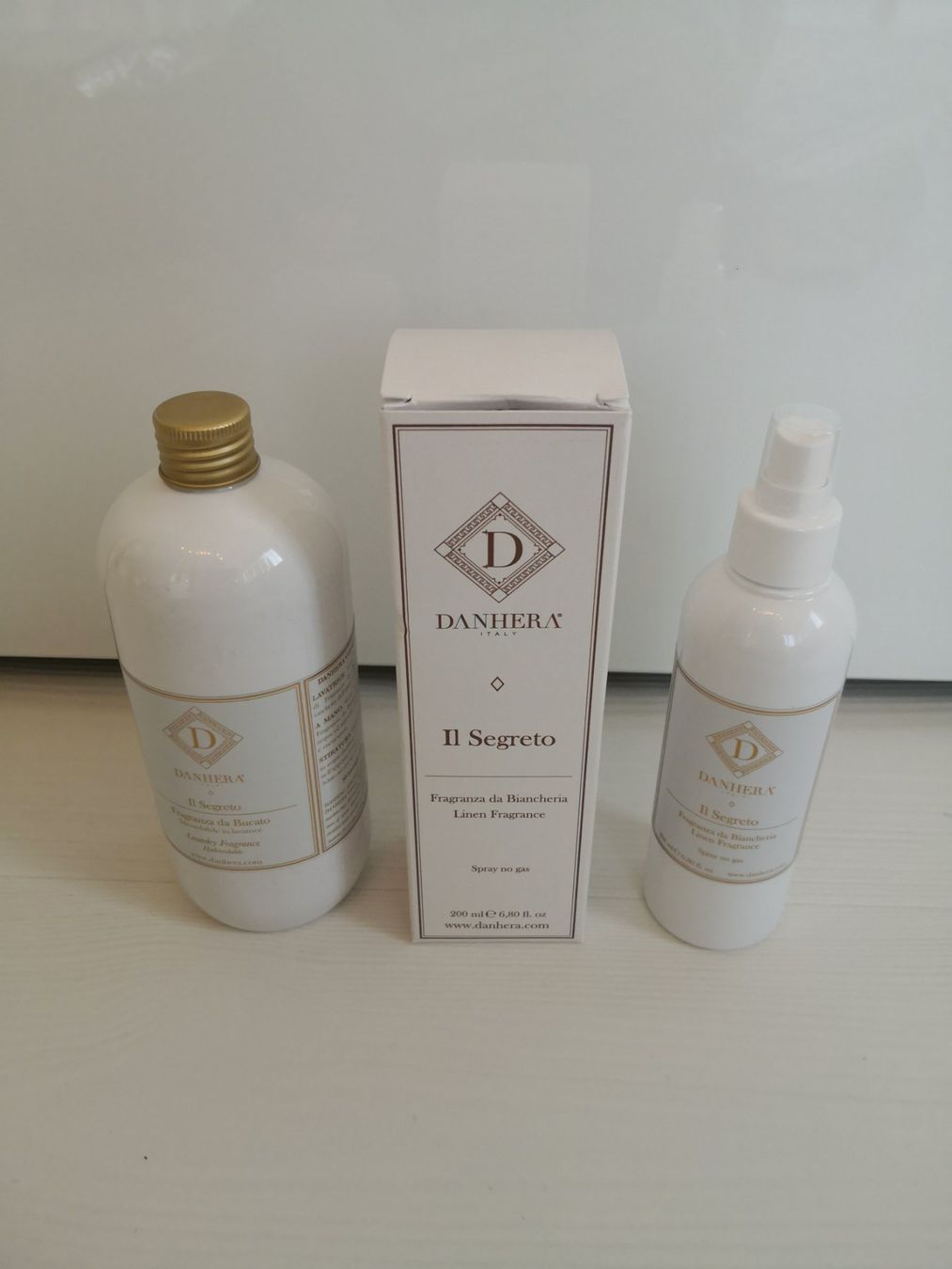 Profumi & Eau de Toilette: 🤩2 DANHERA WÄSCHEDUFT, NEU – Nuovo e nell'imballaggio originale da Olten venduto da Naja-Twins-Twins