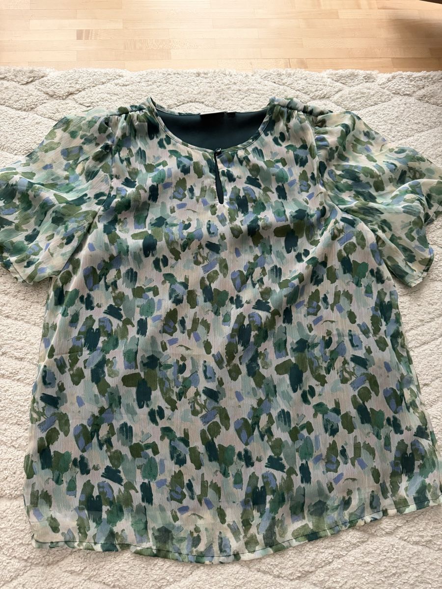 Vila Chemisiers: Vila Bluse Grösse 38 – D'occasion à Baar par Fashionlover97