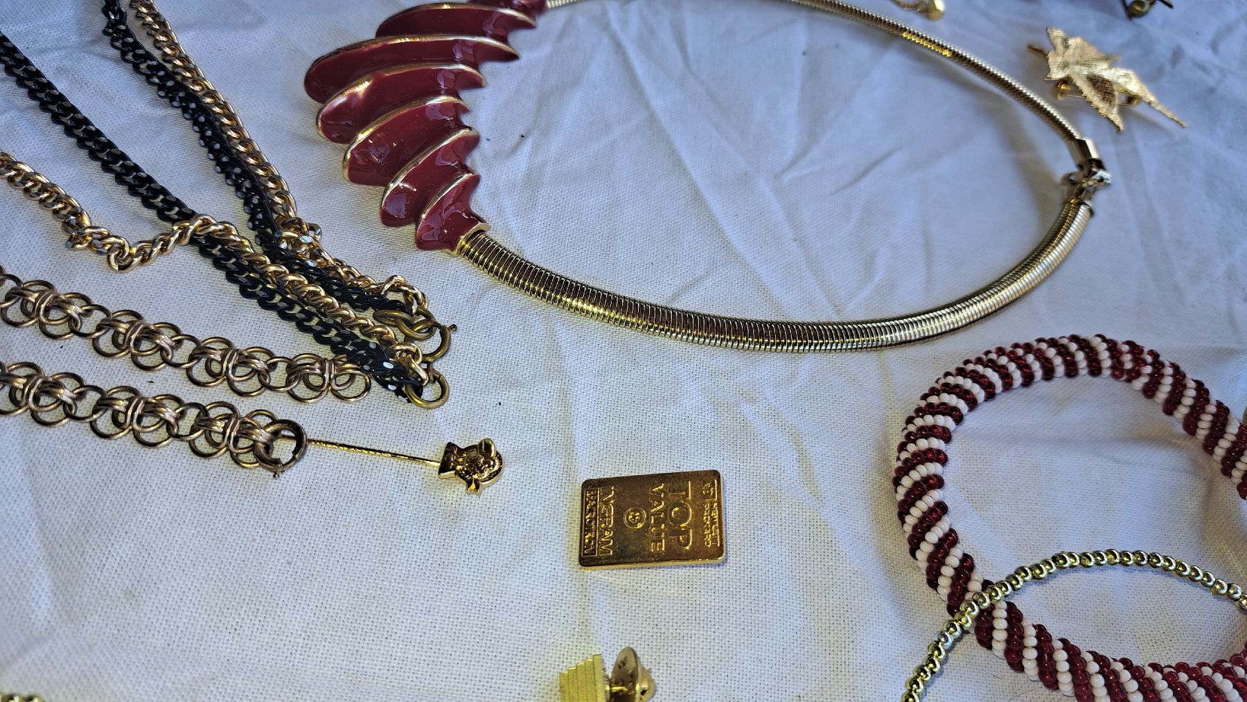Sonstiger Schmuck: Vintage Modeschmuck Konvolut  – Gebraucht aus Kölliken von Upcycling-by-Mc-TAM 2
