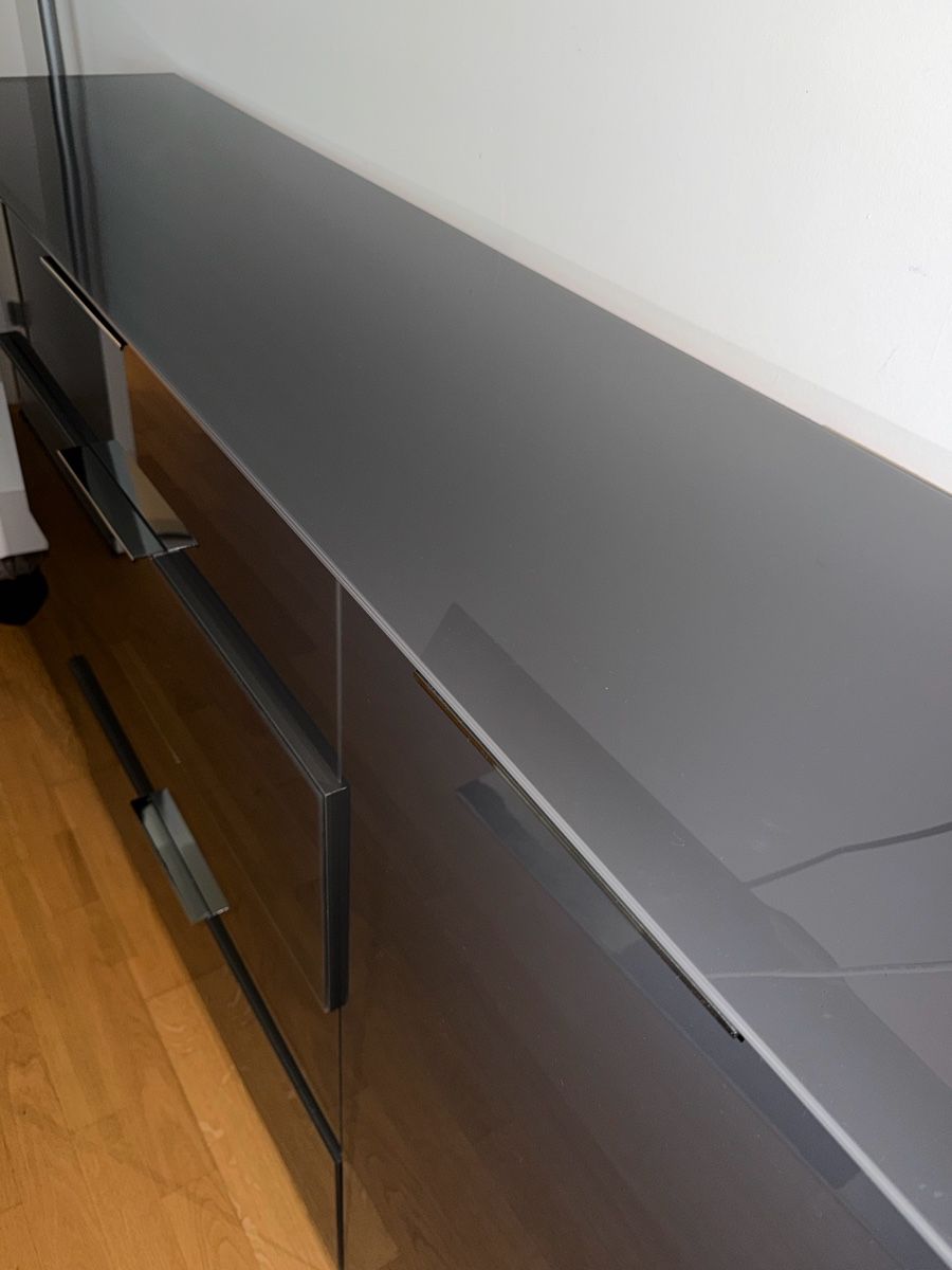 Cassettiere: Sideboard Hochglanz Anthrazit Kommode Top Zustand – Usato da Kaiseraugst venduto da MedinaSecondhand 4