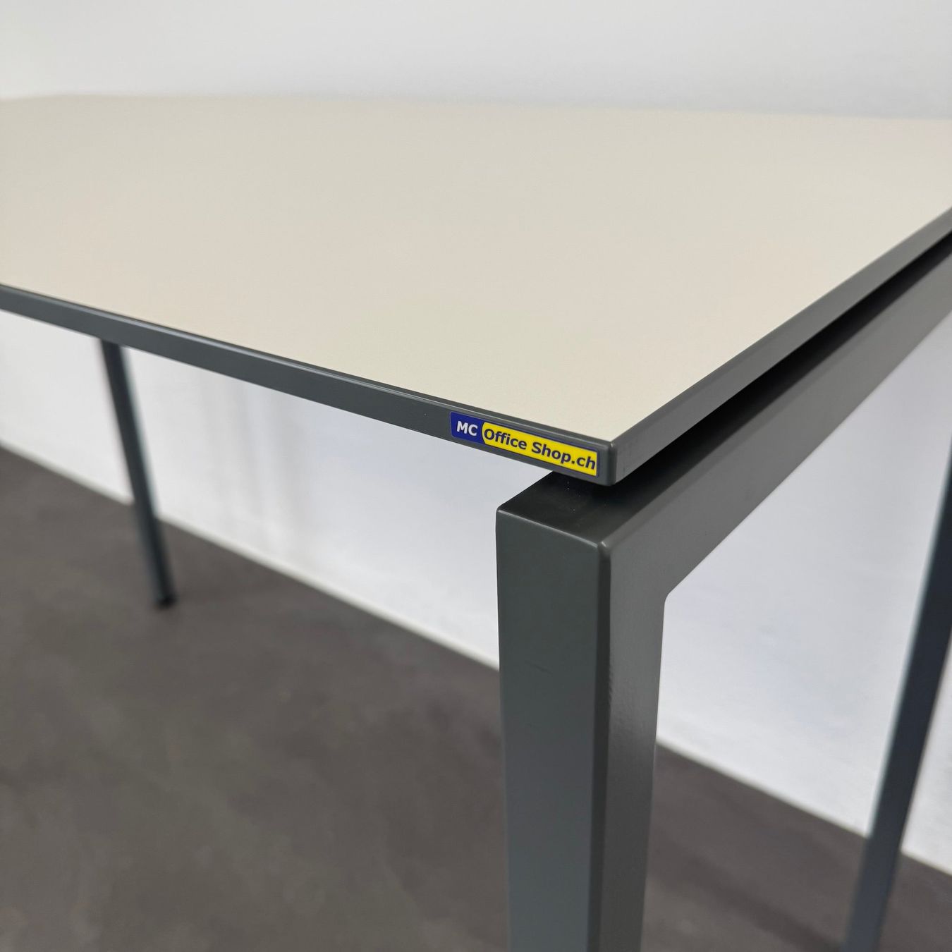 Tavoli: Lista Office LO Motion Steh-Sitzungstisch – Usato da Schönenwerd venduto da mcofficeshop 3