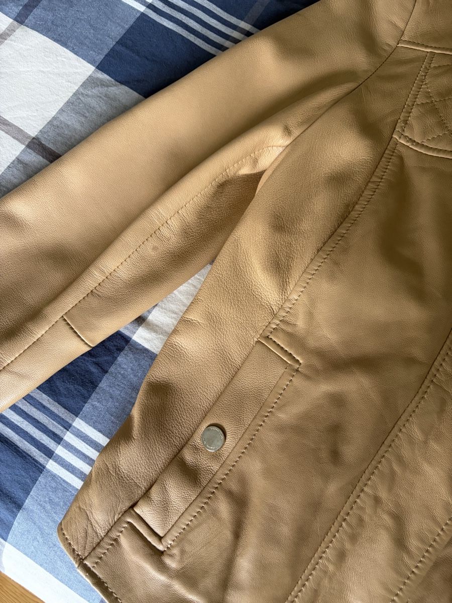 Massimo Dutti Giacche: Massimo Dutti - Beige Leather Jacket - size S – Usato da Zug venduto da digalvao 3