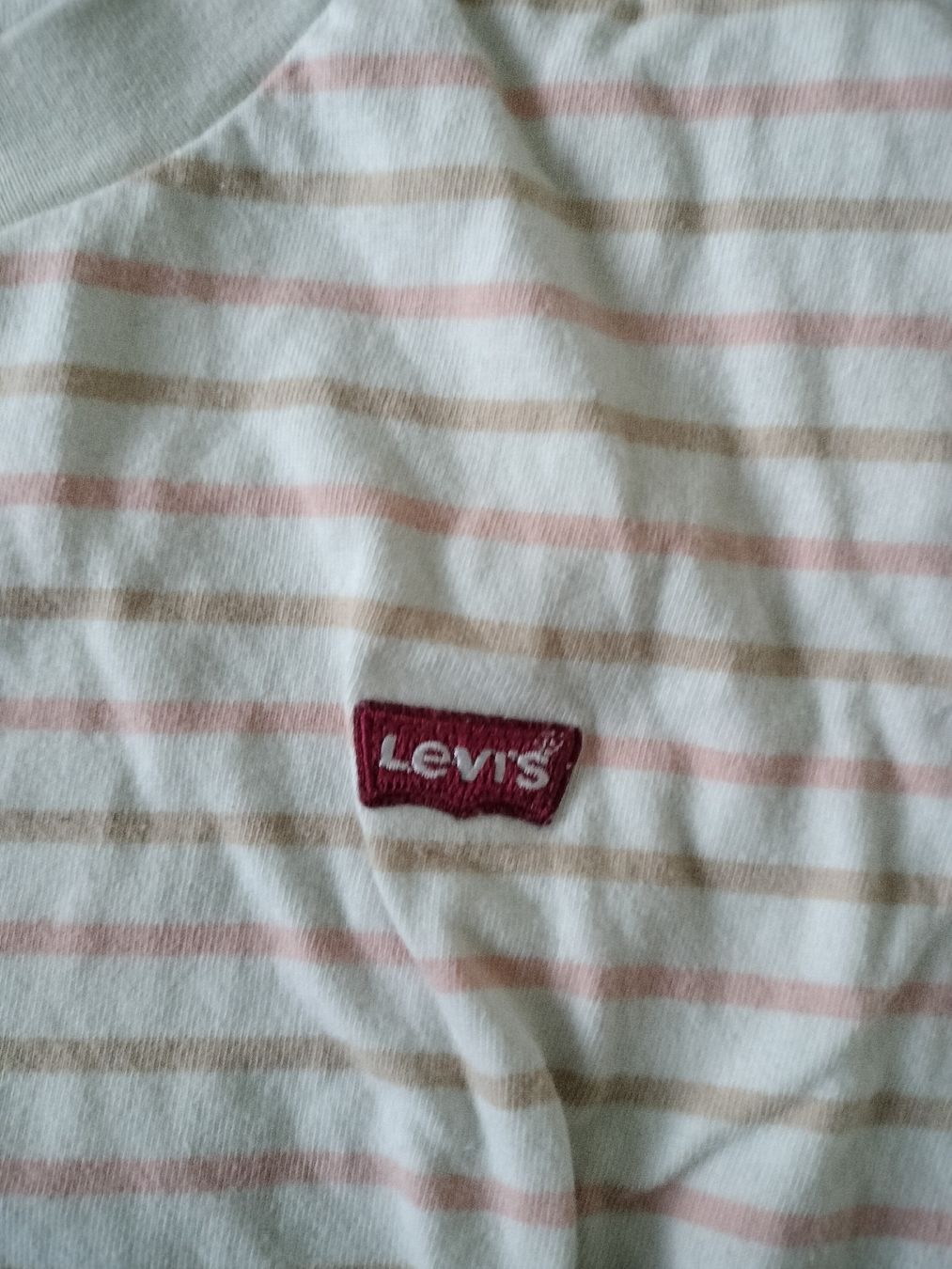 Levi's T-shirt: Tshirt Levi's XS – Nuovo (secondo la descrizione) da Chavannes-Renens venduto da mapaemsa 3