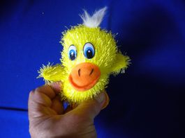 Ente süsse kleine  Figur Kwak-Kwak redet...? Versand möglich