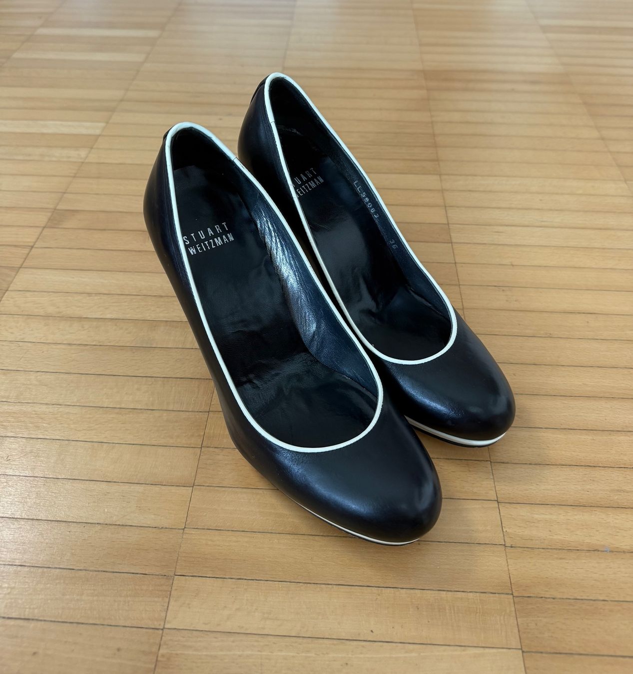 Stuart Weitzman Scarpe da donna: Stuart Weitzman Pumps Gr. 36 - NP 500 CHF – Nuovo (secondo la descrizione) da Frauenfeld venduto da LIL_NA