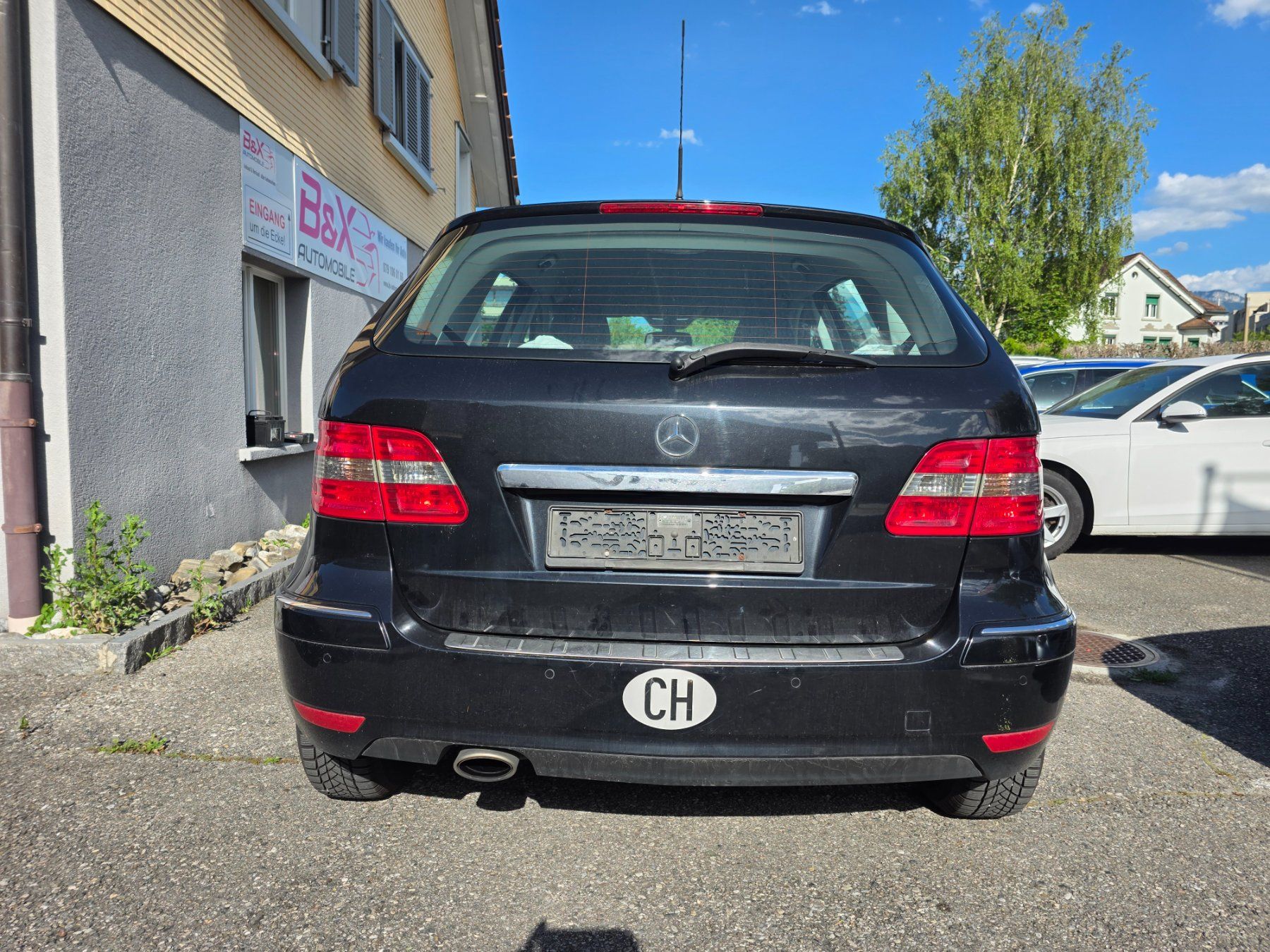 Mercedes-Benz Autos: Mercedes Benz B 180 – Gebraucht aus Widnau von B6X 5