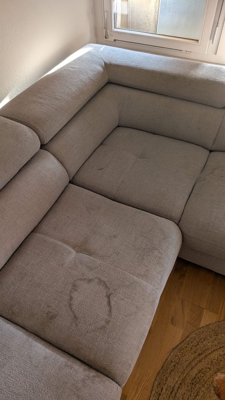 Sofas: Sofa gratis – D'occasion à Birsfelden par mtu_qv7k 2