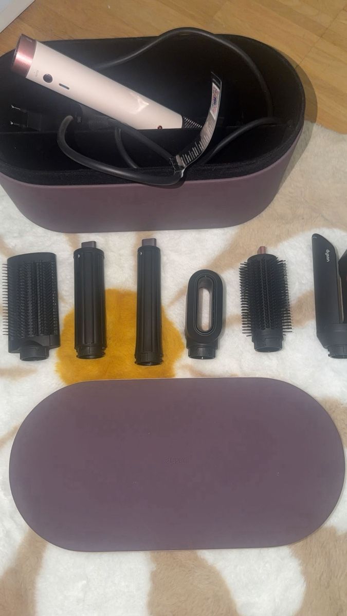 Dyson Asciugacapelli: Dyson Multihaarstyler Airwrap Coanda2x 6 Aufsätze – Nuovo (secondo la descrizione) da Buchs AG venduto da mel_9p8r 1