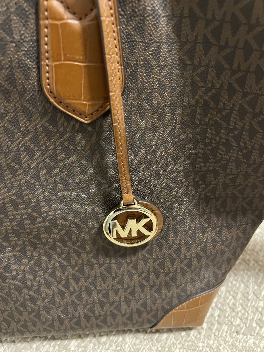 Michael Kors Borse: Michael Kors Tasche – Usato da Thalwil venduto da and_nb7r 7