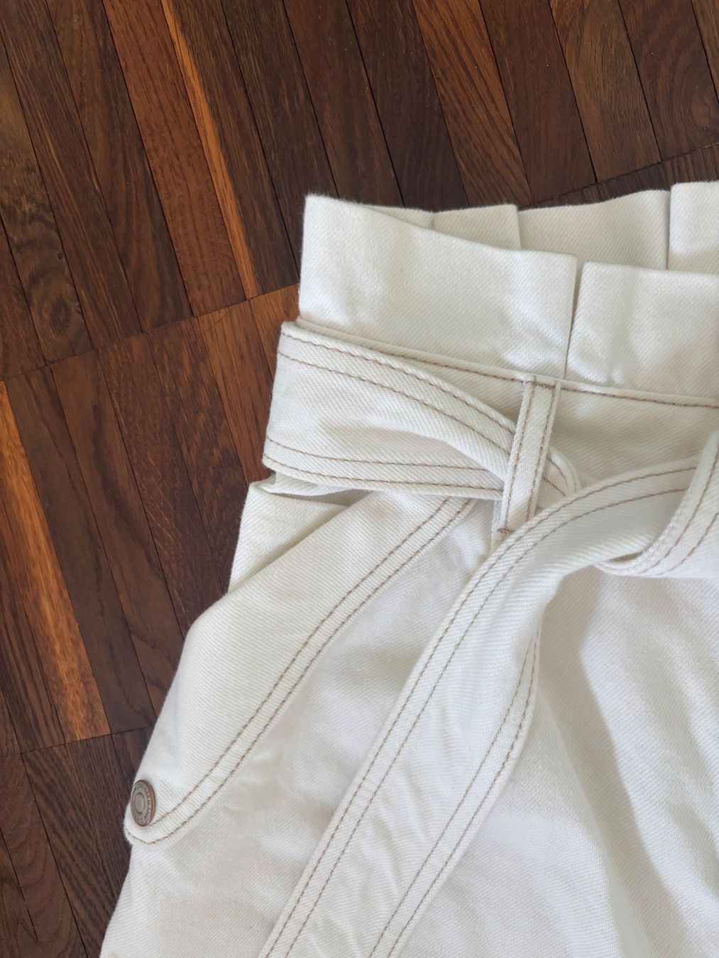 Zimmermann Pantaloni: Zimmermann shorts Baumwolle offwhite 0/ CH 34 – Nuovo (secondo la descrizione) da Herrliberg venduto da mayfi 1