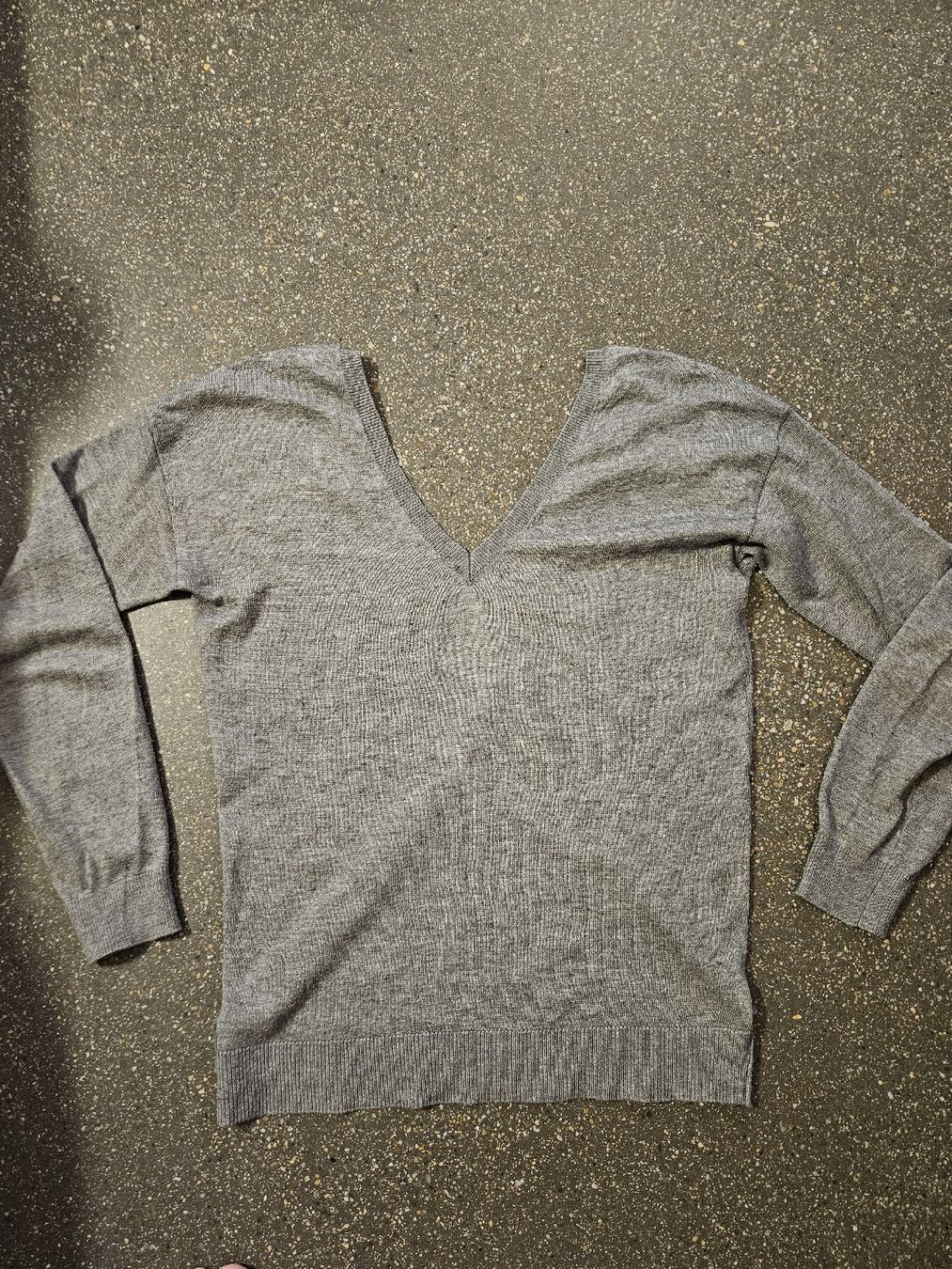 Zara Pulls & Sweat-shirts: Damen Pullover Zara grau Gr S  – Neuf (Voir description) à Anwil par tamoos 2