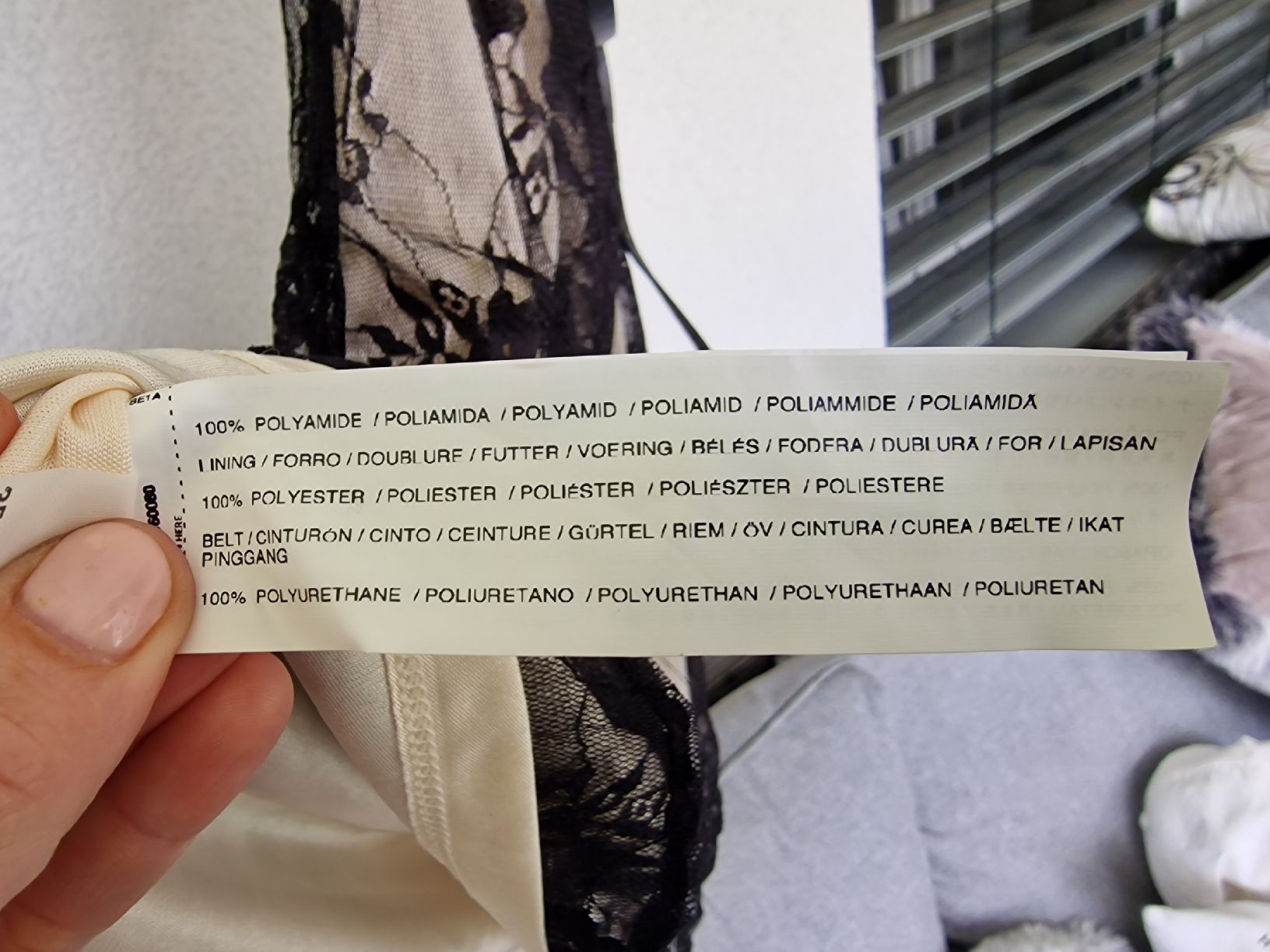 Mango Kleider: Mango Kleid mit Spitze, Gr XL eher kleiner geschnitten – Neu (gemäss Beschreibung) aus Wädenswil von Gabinomi 2