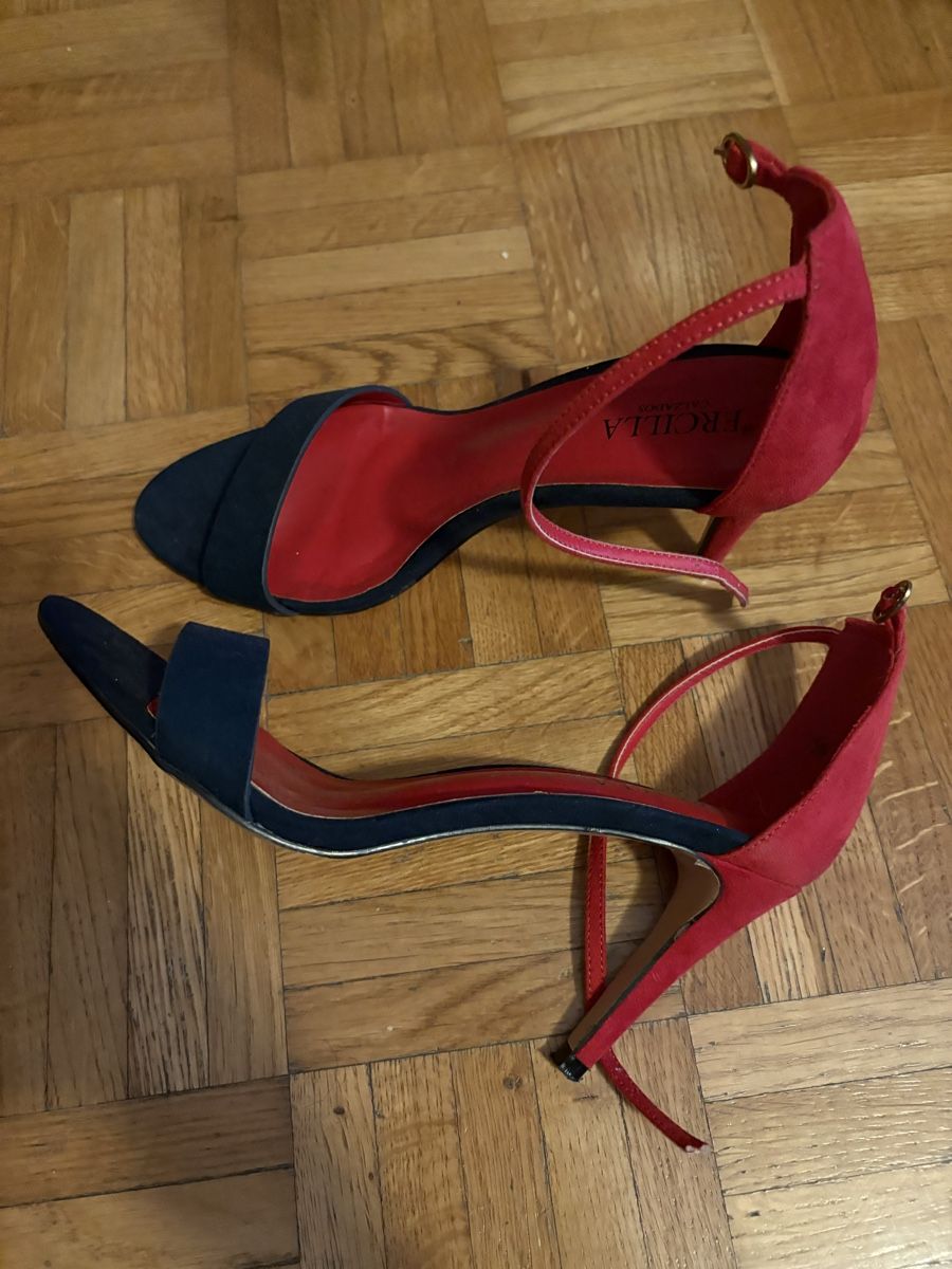 Scarpe da donna: Sandali eleganti Rossi e Blu in camoscio  – Usato da Viganello venduto da cos_m2tj 1