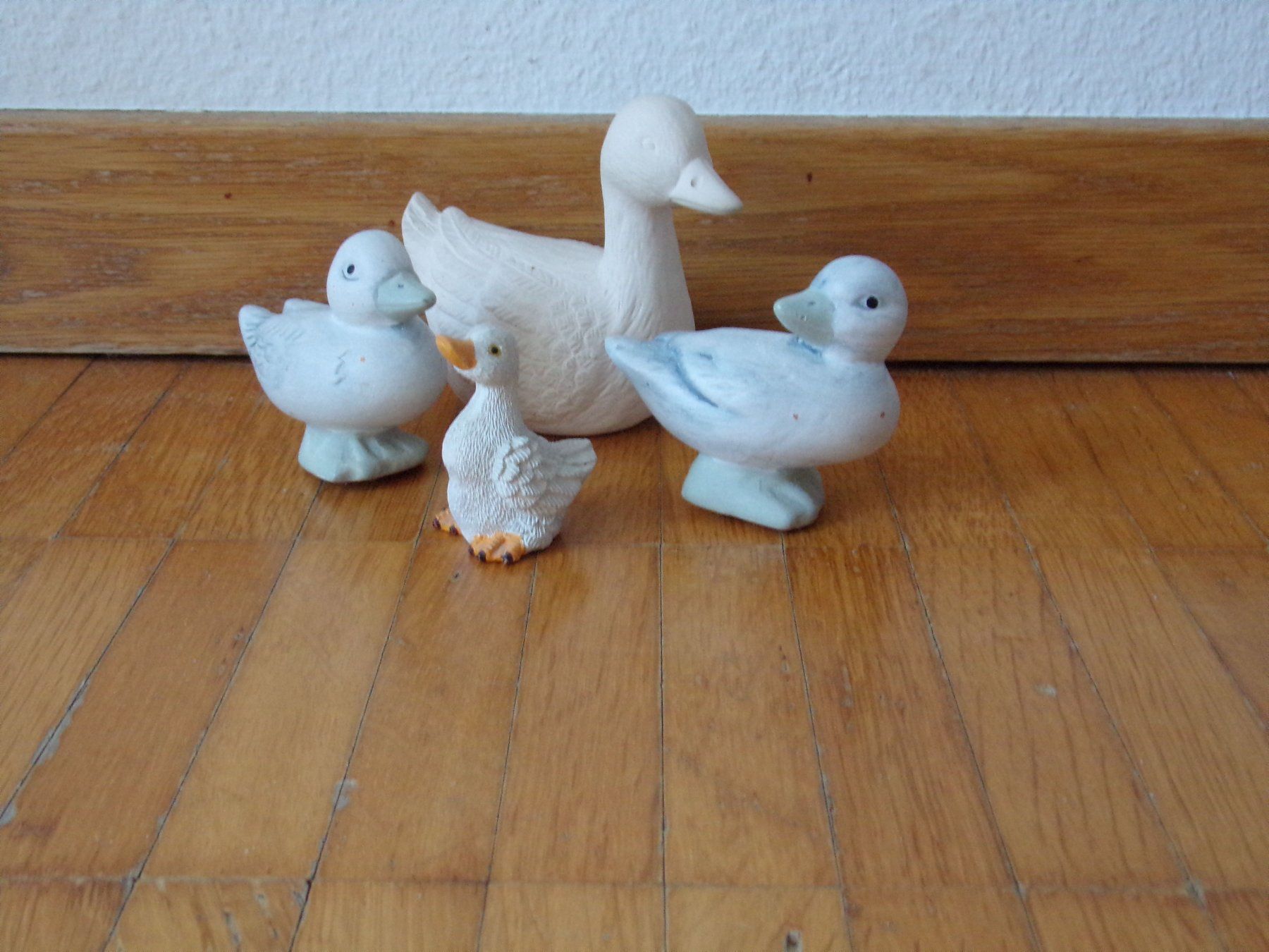 Tutte le decorazioni: Deko Enten 4 Stück weiss – Usato da Winterthur venduto da Jessi_di