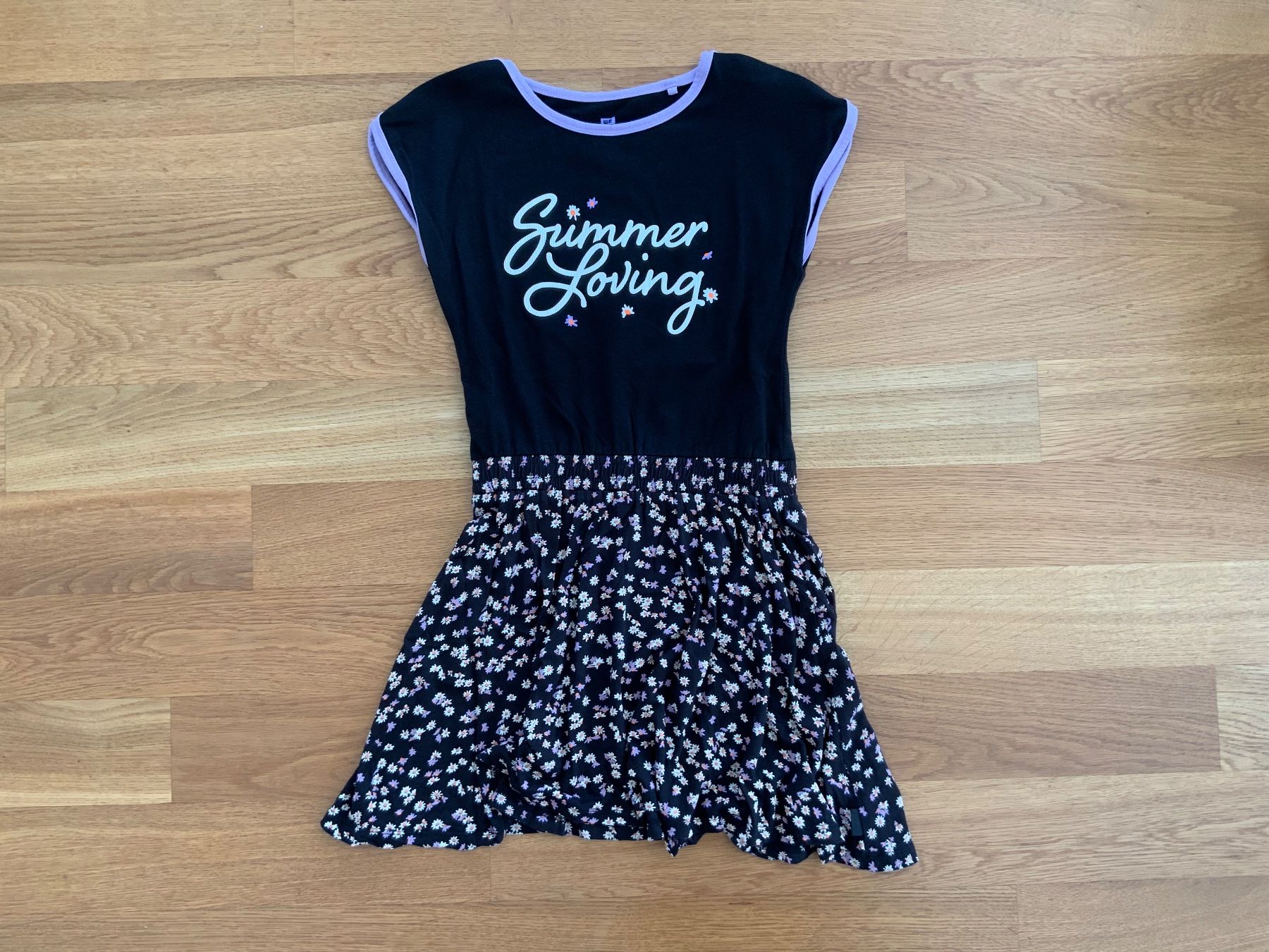 Vestiti & Gonne: WE Fashion Kleid 134/140 – Usato da Niederstetten venduto da Elmar77