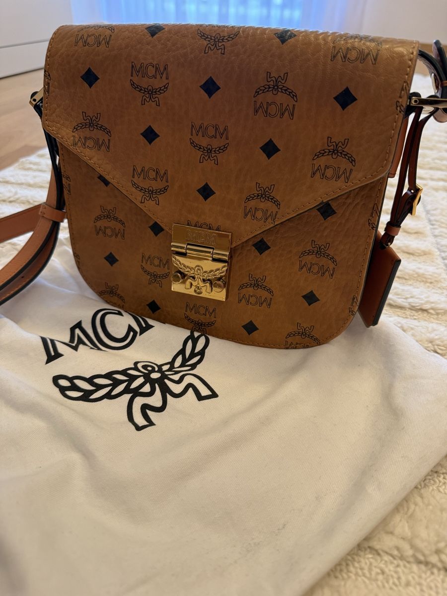 Mcm Sacs: MCM Umhängetasche  – Neuf (Voir description) à Langenthal par egzon.bektashi