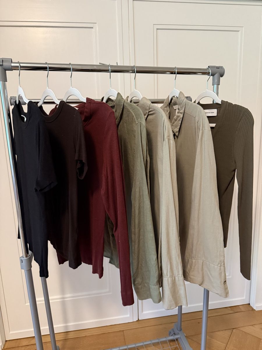 Collectif Mon Amour Lotti di vestiti: Kleiderpaket "Cool" – Usato da Zürich venduto da StudioCardin